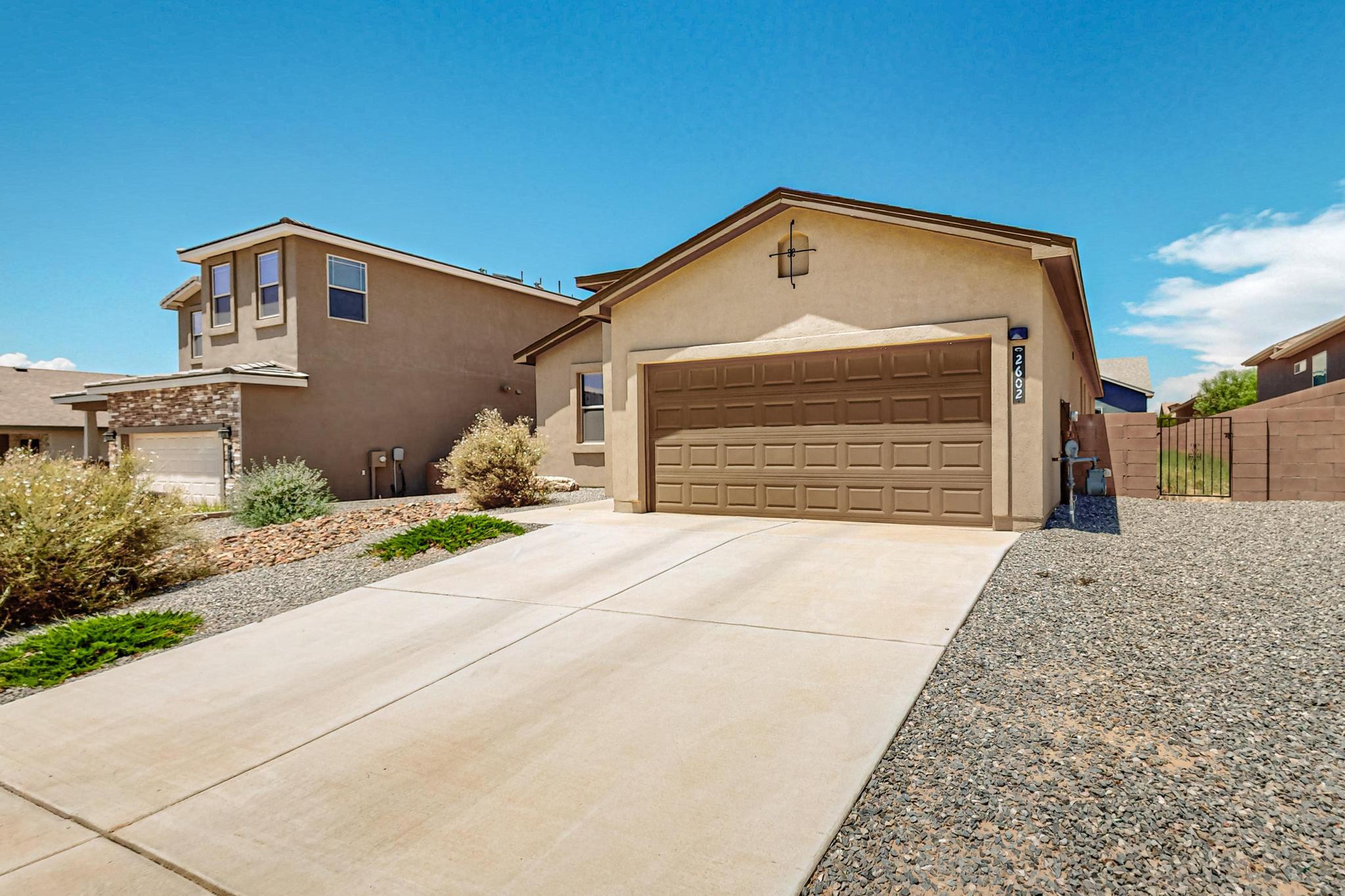 2602 Camino Plata Loop NE