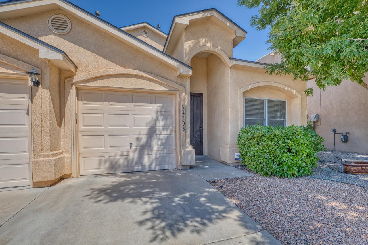 4405 Cliff Base Drive NW