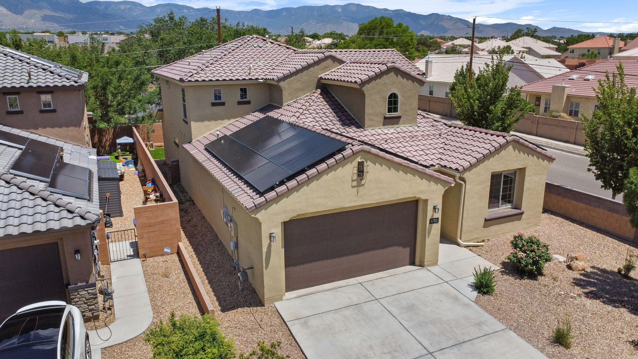 8700 La Pradera Way NE
