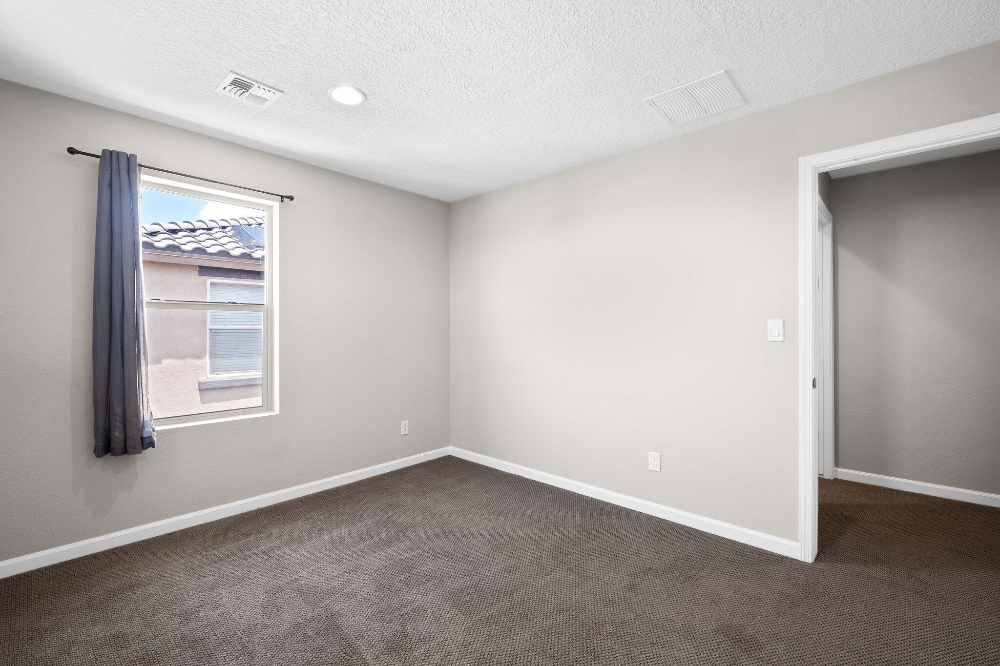 8700 La Pradera Way NE