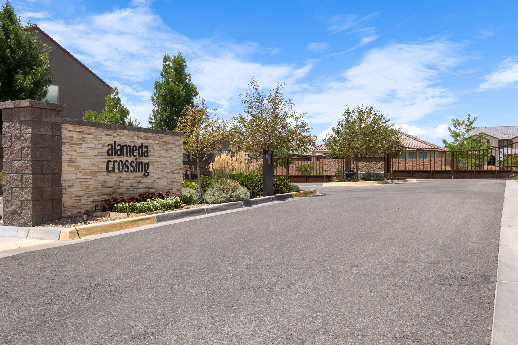 8700 La Pradera Way NE