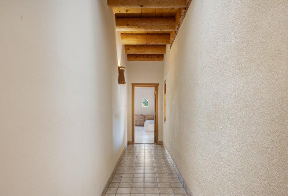 1 Rundles Lane