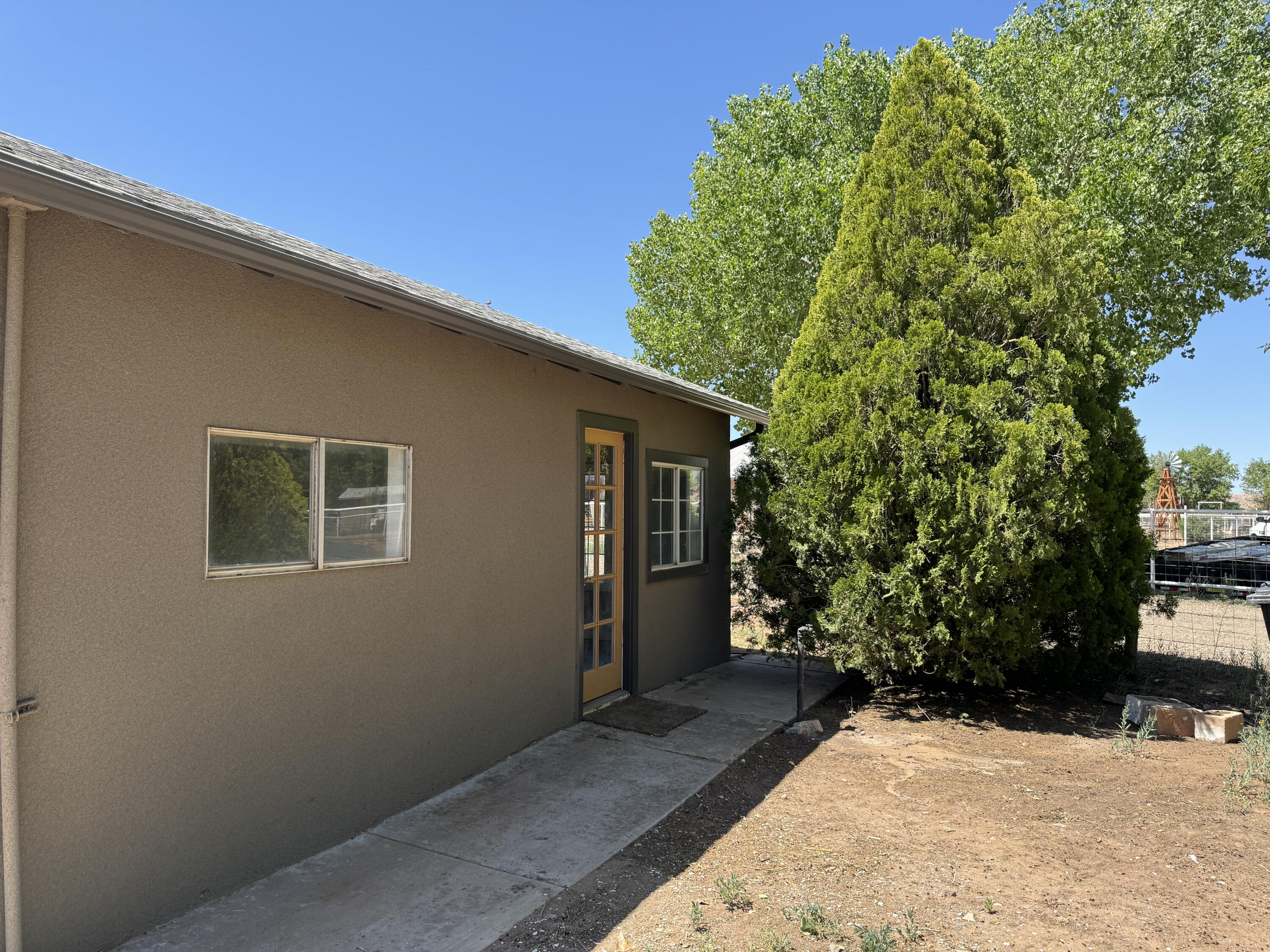 6A JARALES Lane