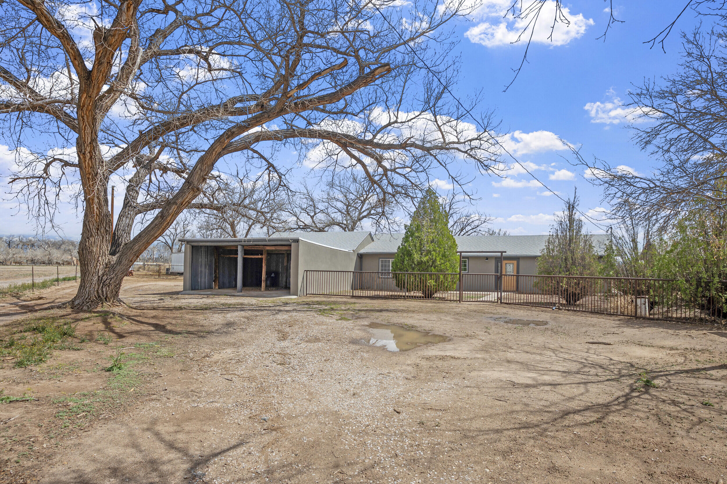 6A JARALES Lane