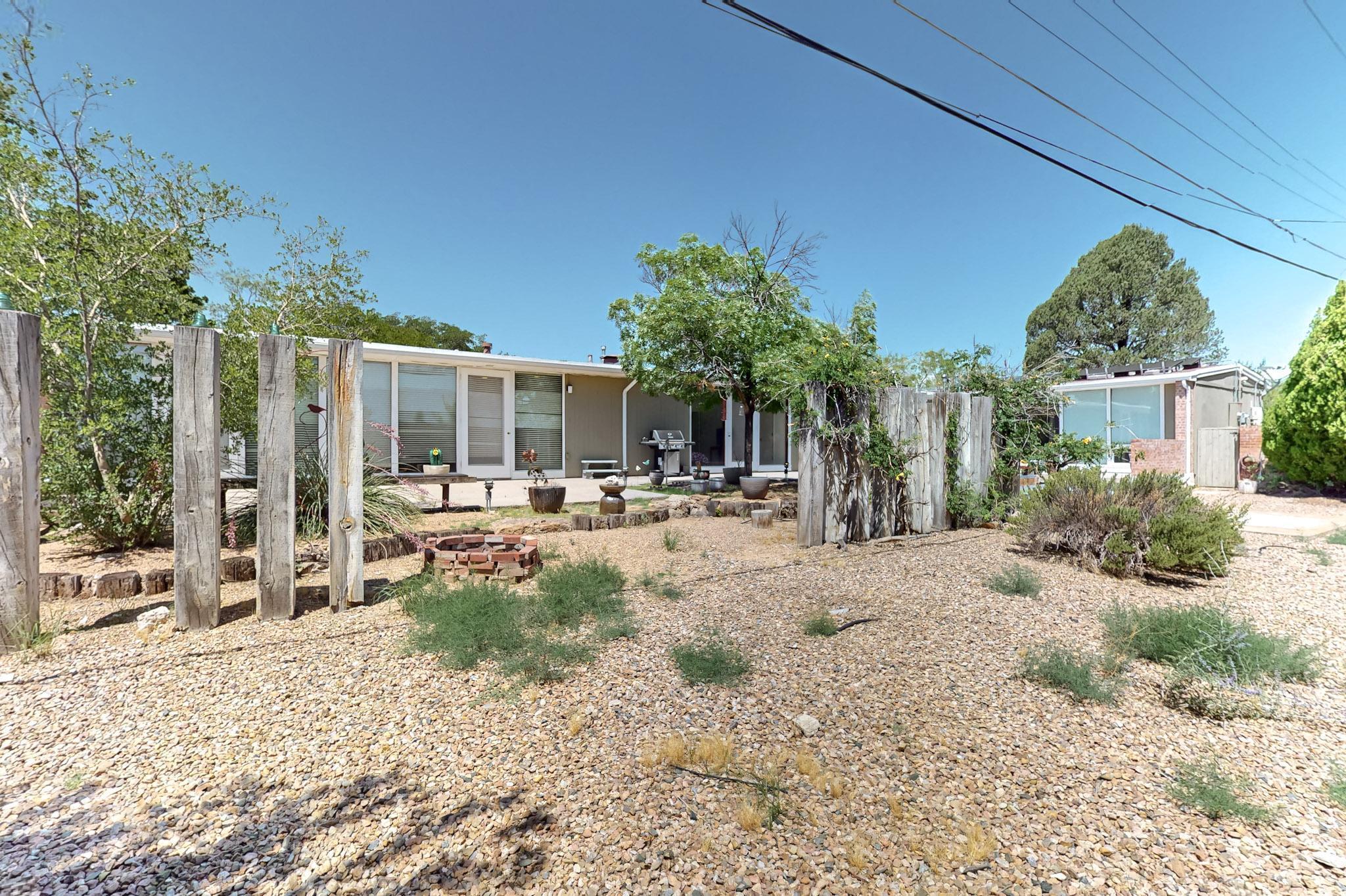 1428 Stanford Drive NE