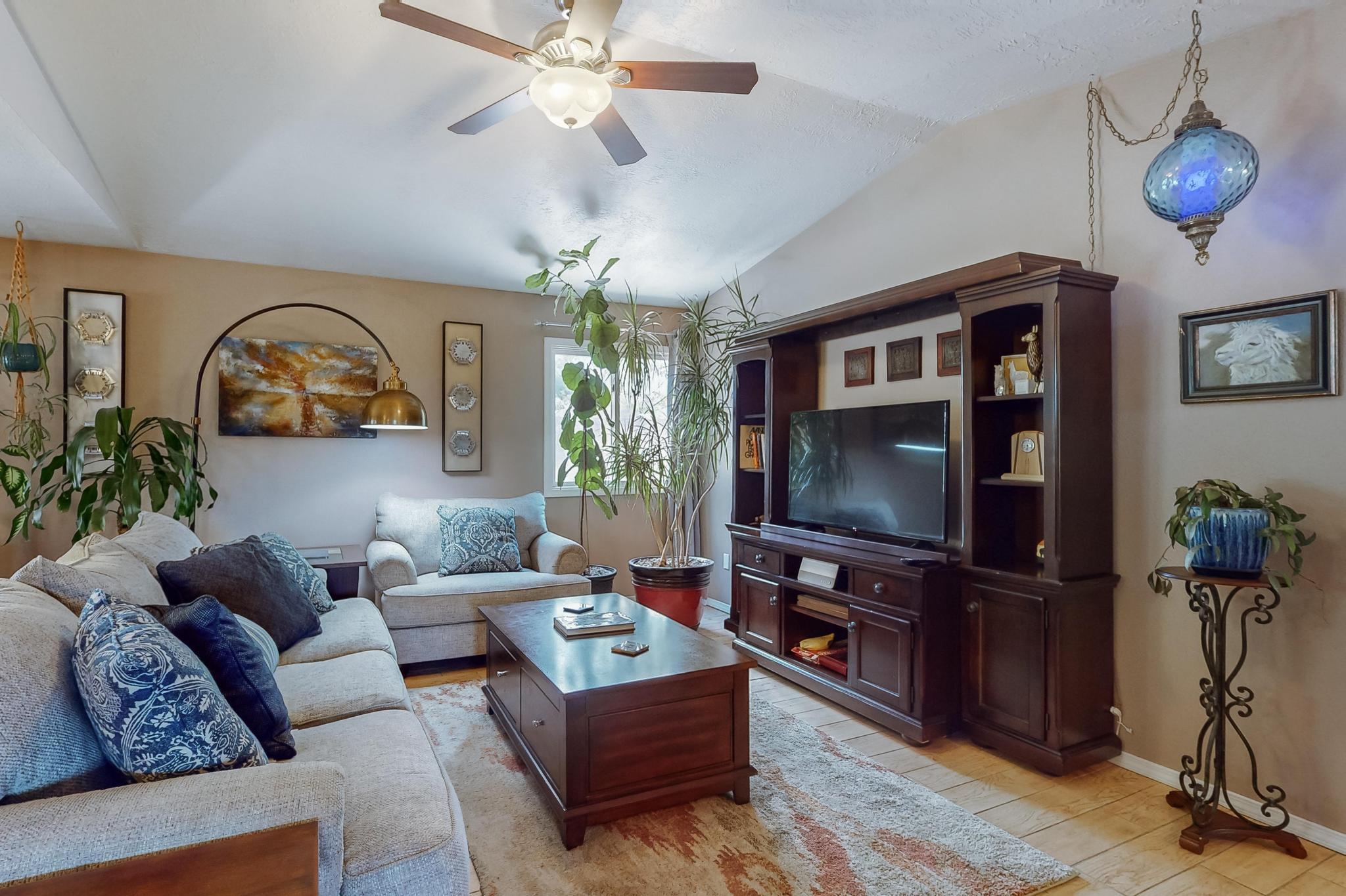 618 Atlantic Road SE