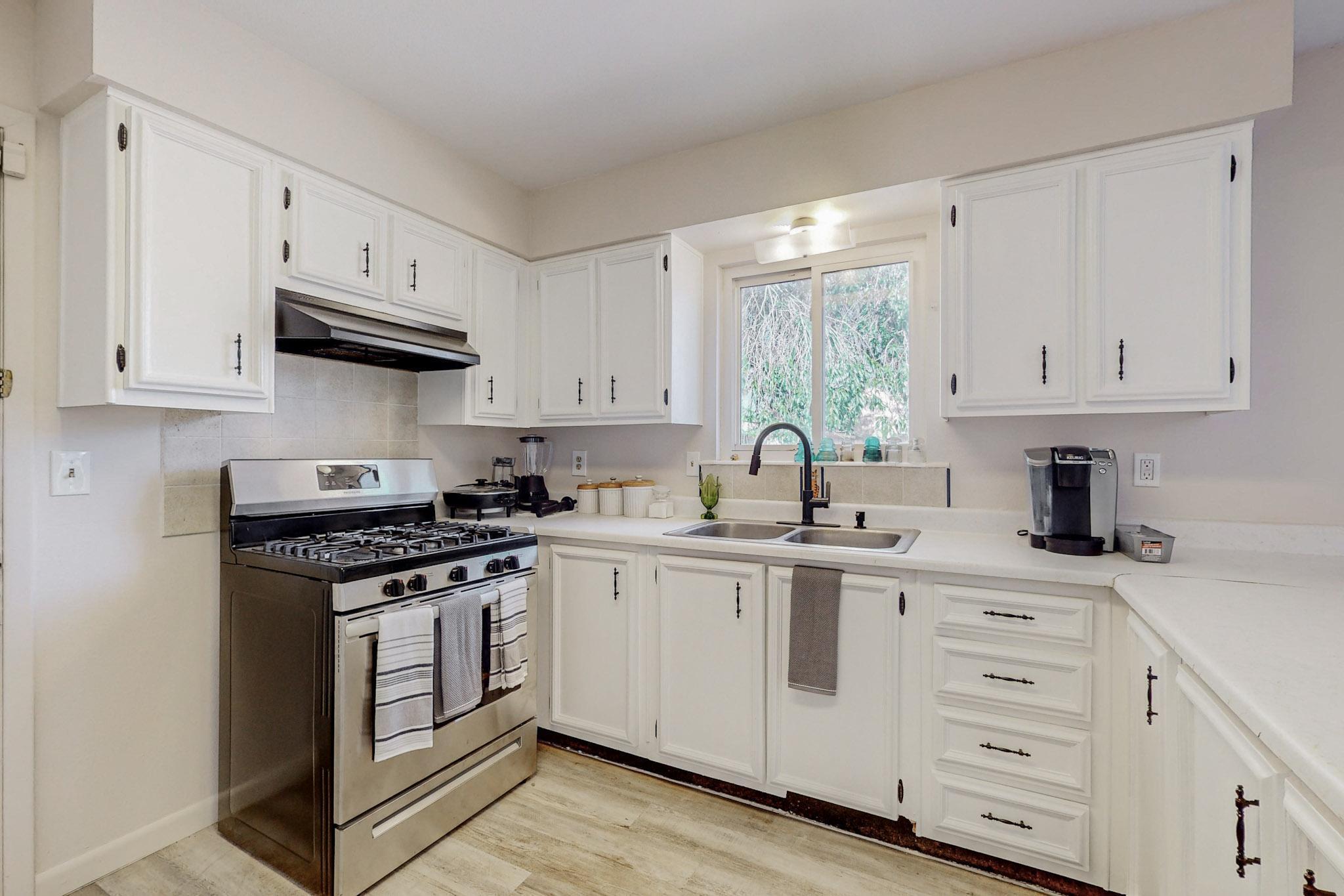 503 Villa Verde Drive SE