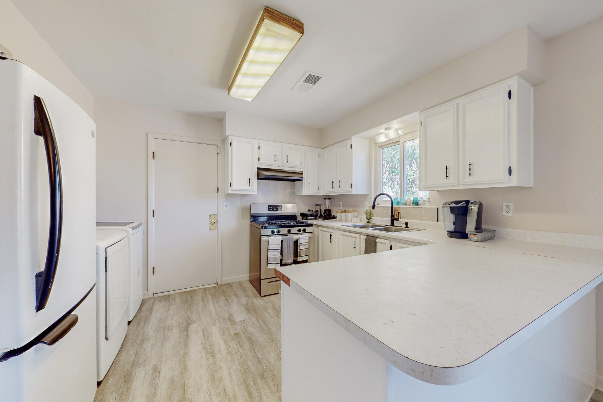 503 Villa Verde Drive SE