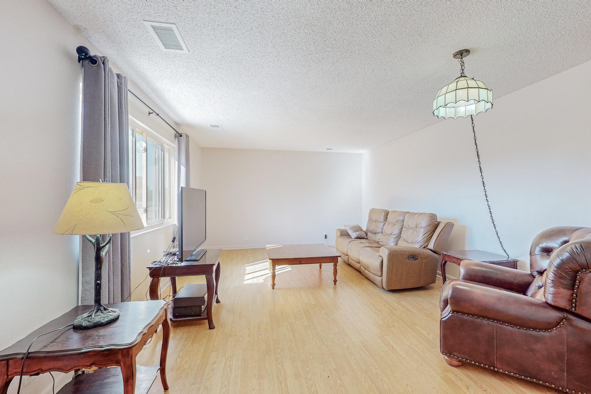 503 Villa Verde Drive SE