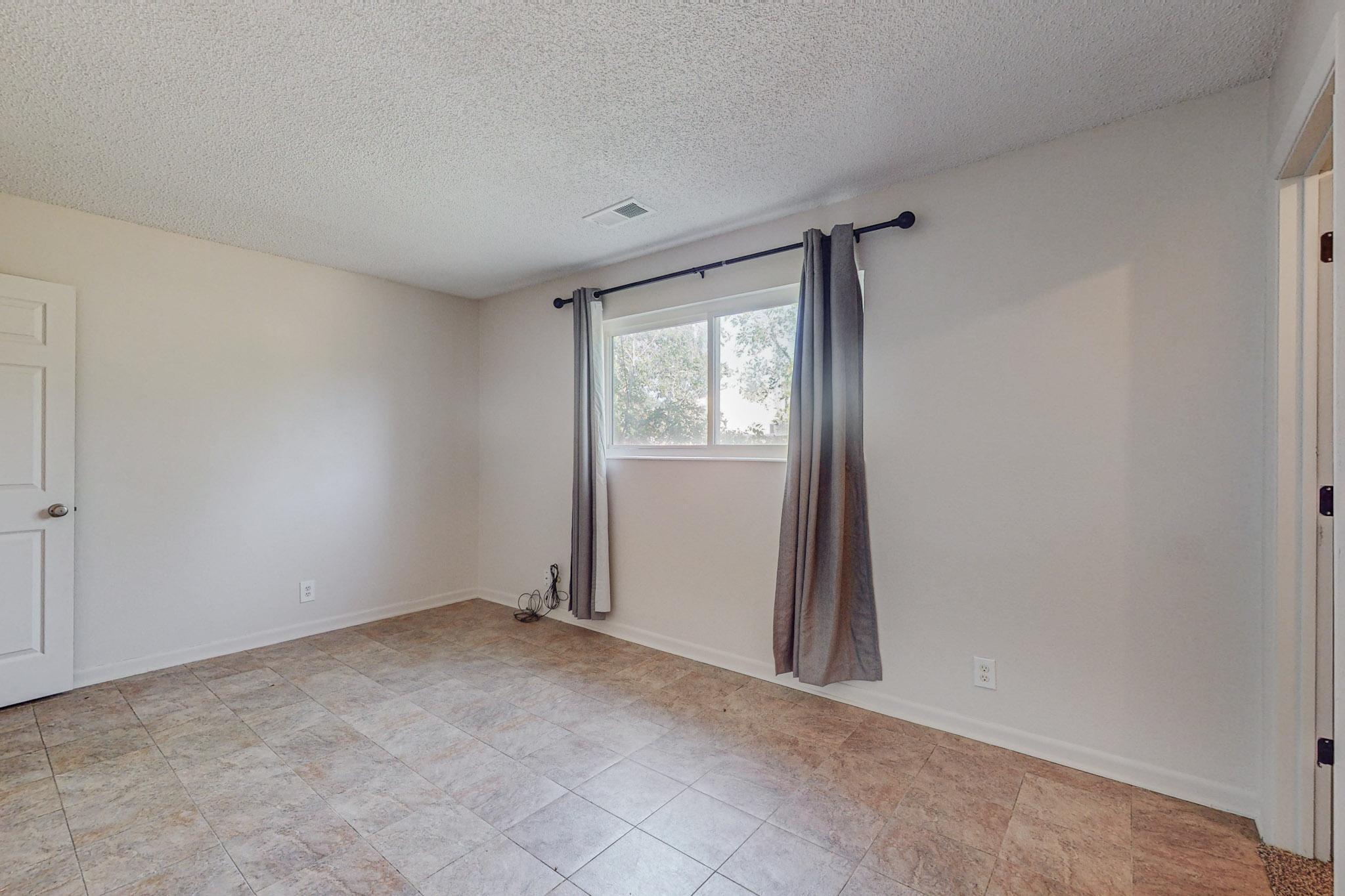 503 Villa Verde Drive SE