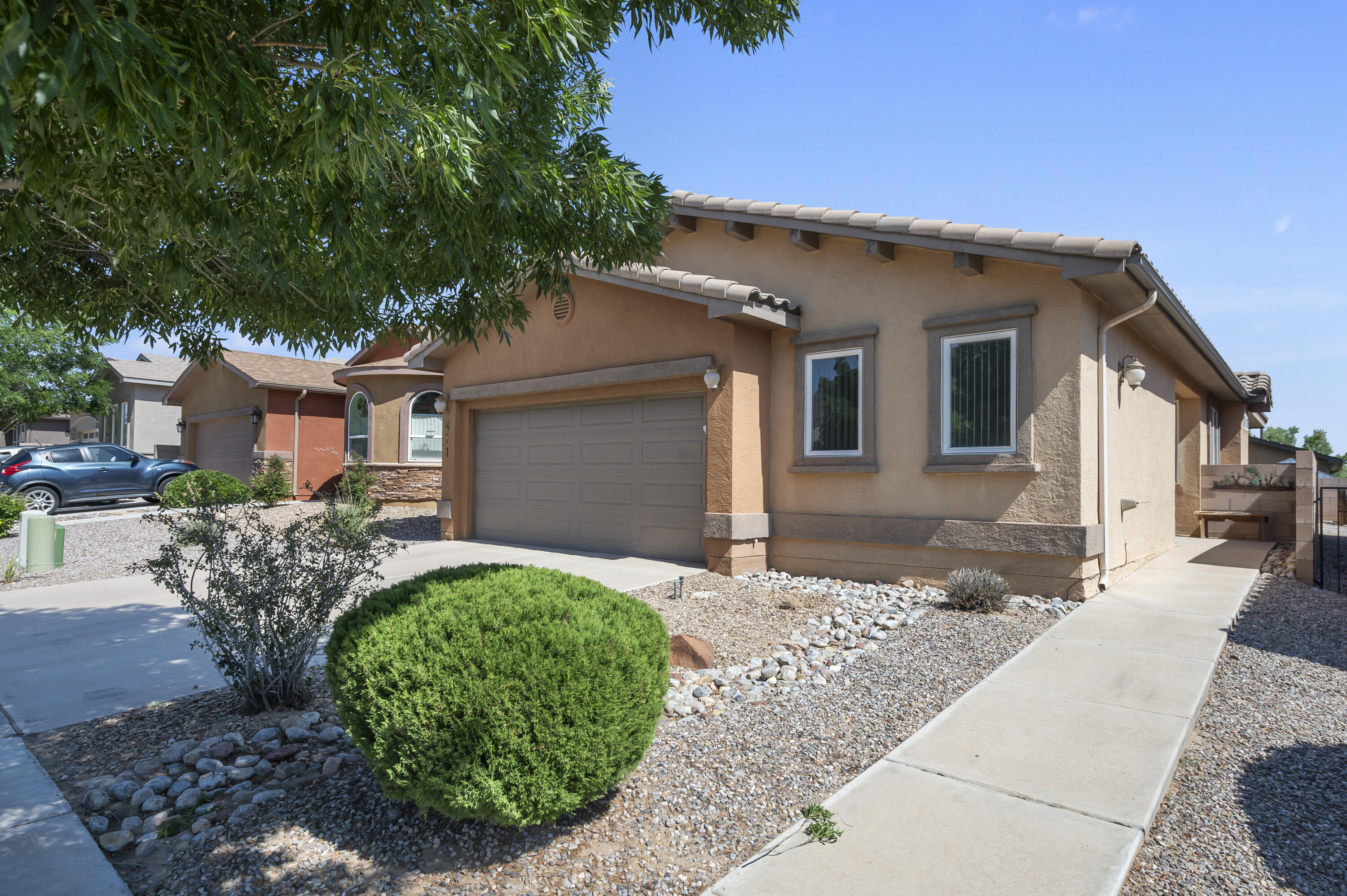 471 Zuni River Circle SW