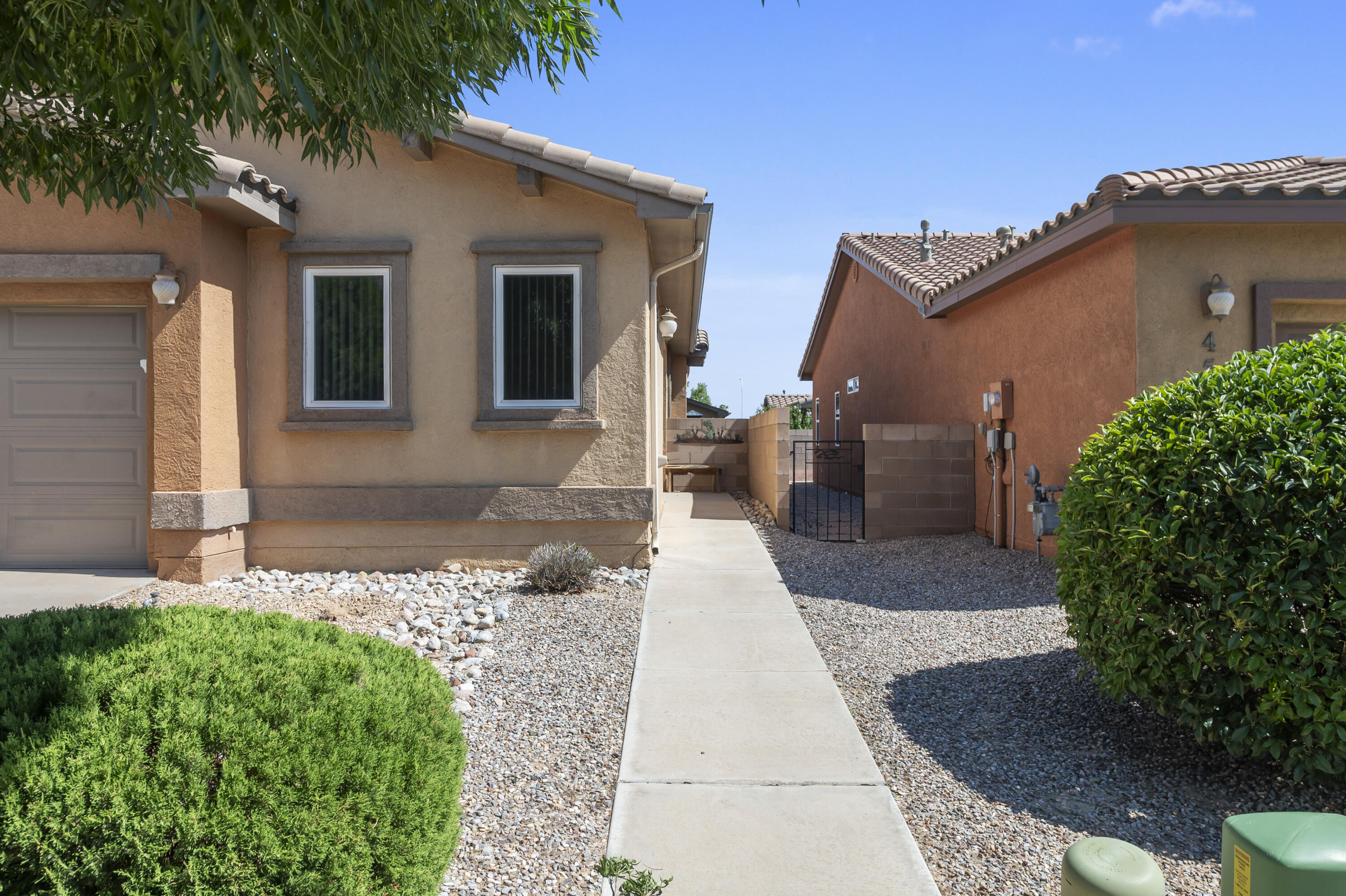471 Zuni River Circle SW