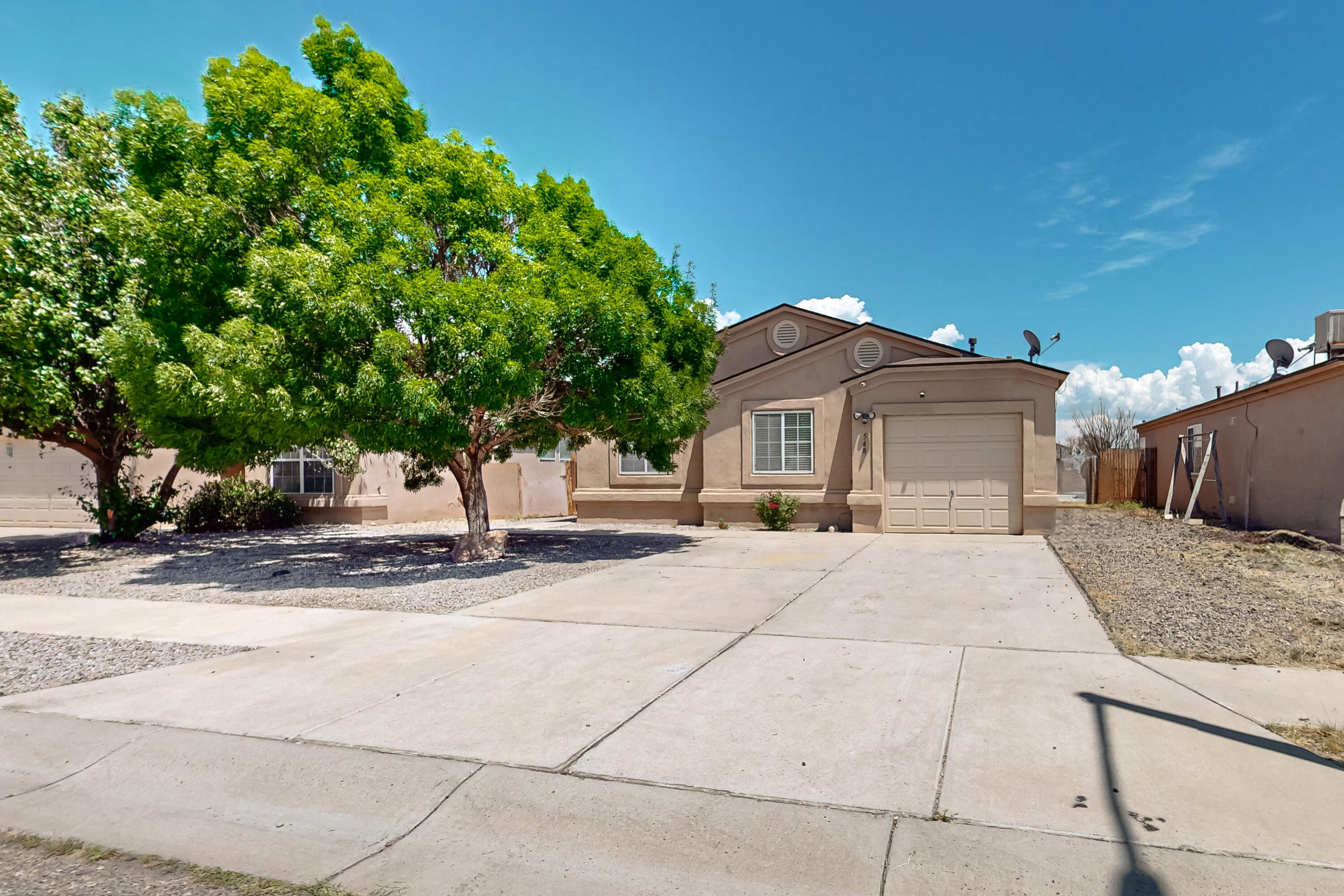 548 Whisper Pointe Street SW