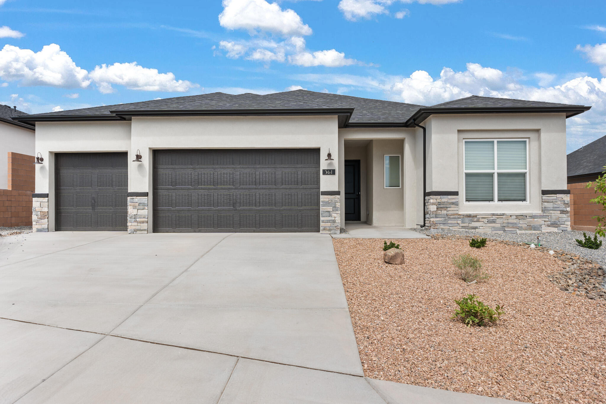 561 Mindoro Drive SE