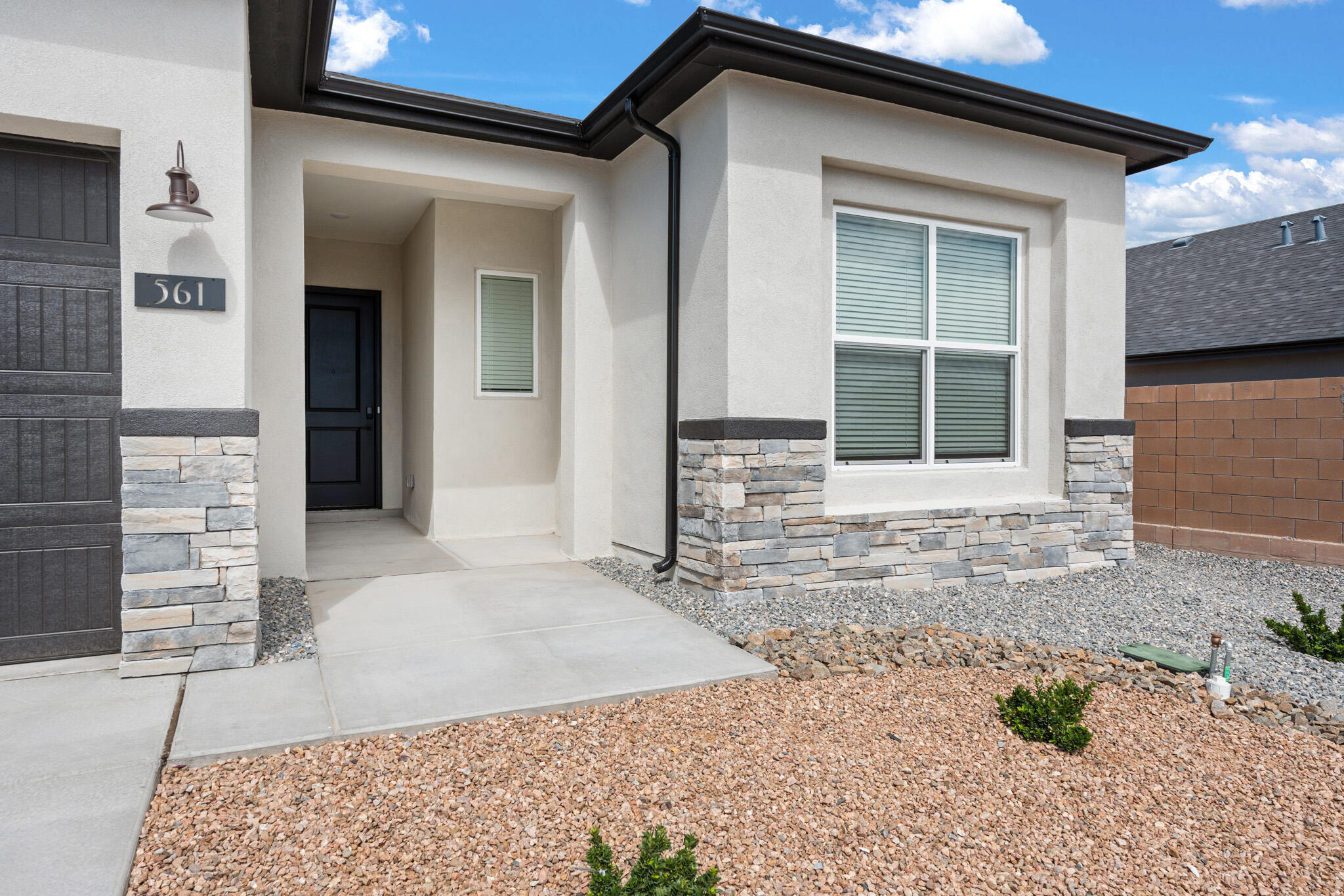 561 Mindoro Drive SE