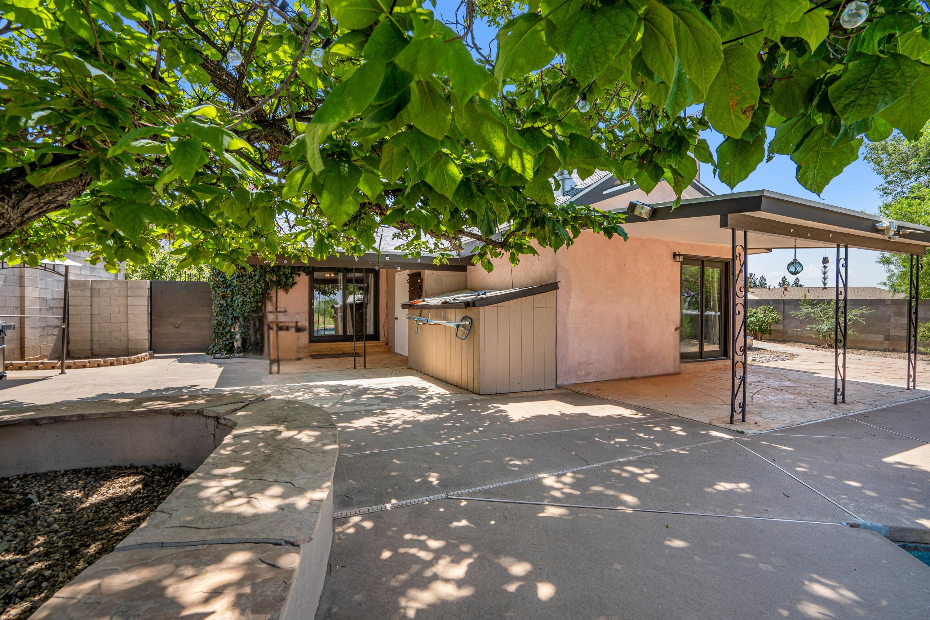 12105 Glen Canyon Road NE