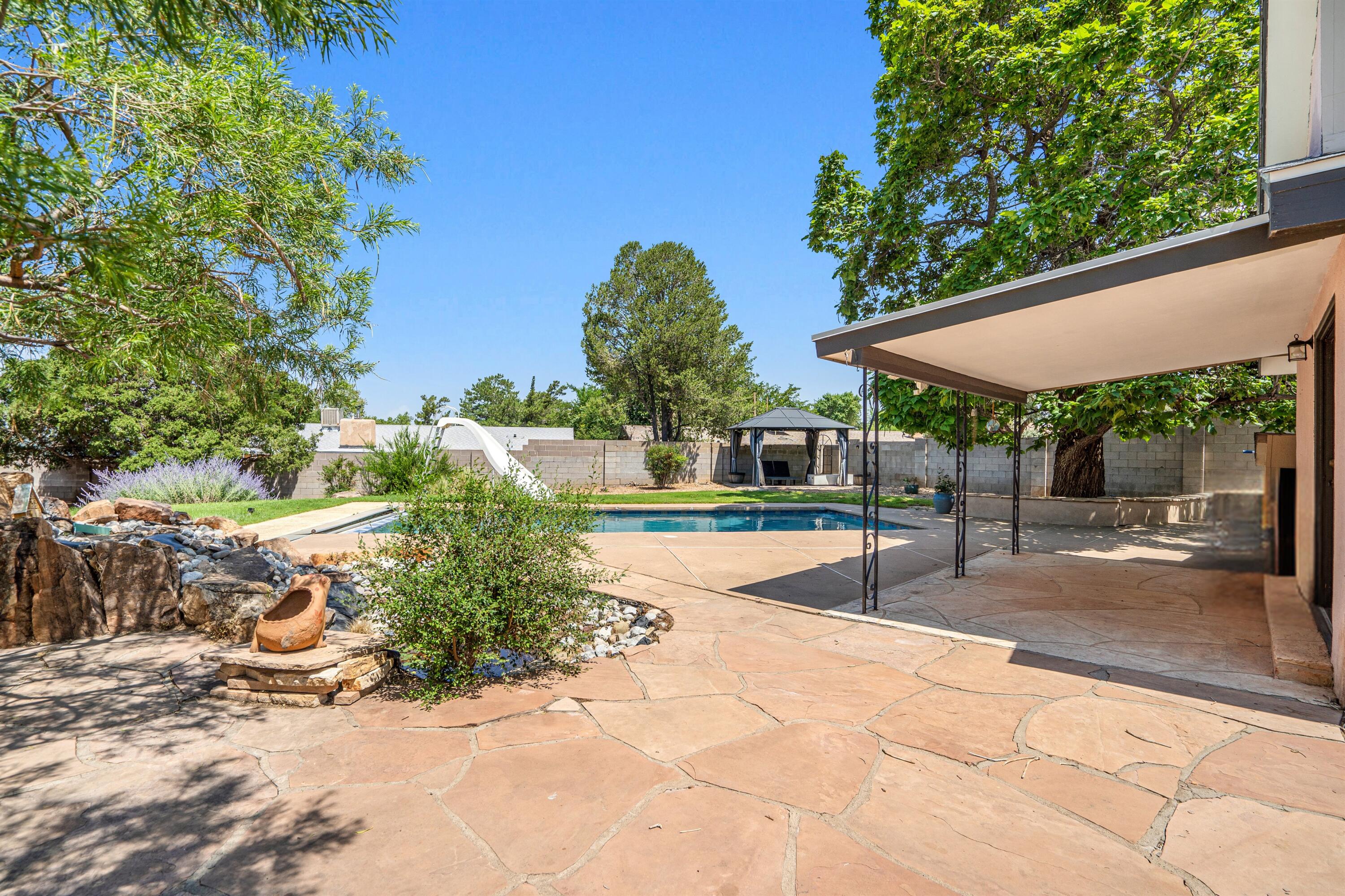 12105 Glen Canyon Road NE