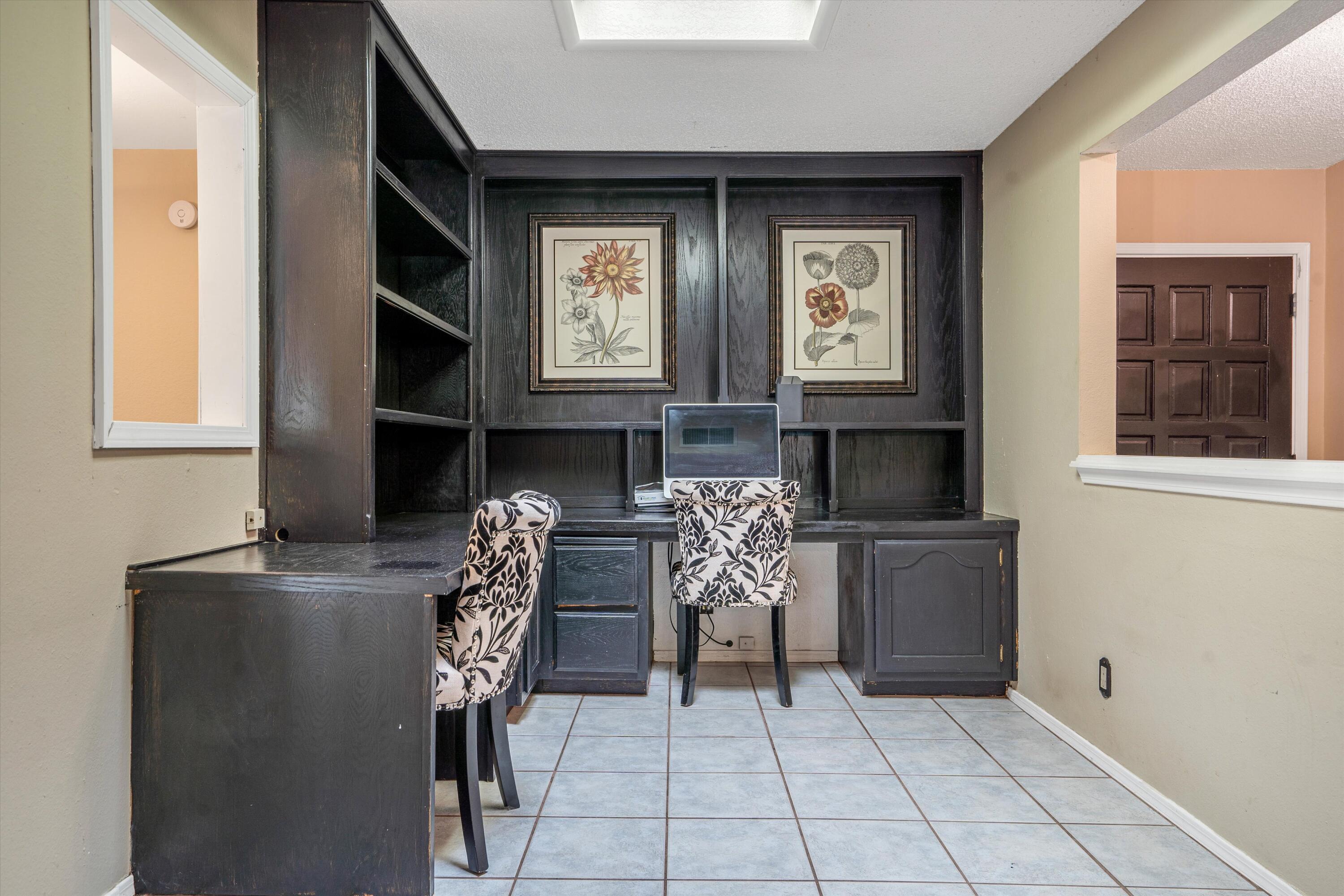 12105 Glen Canyon Road NE