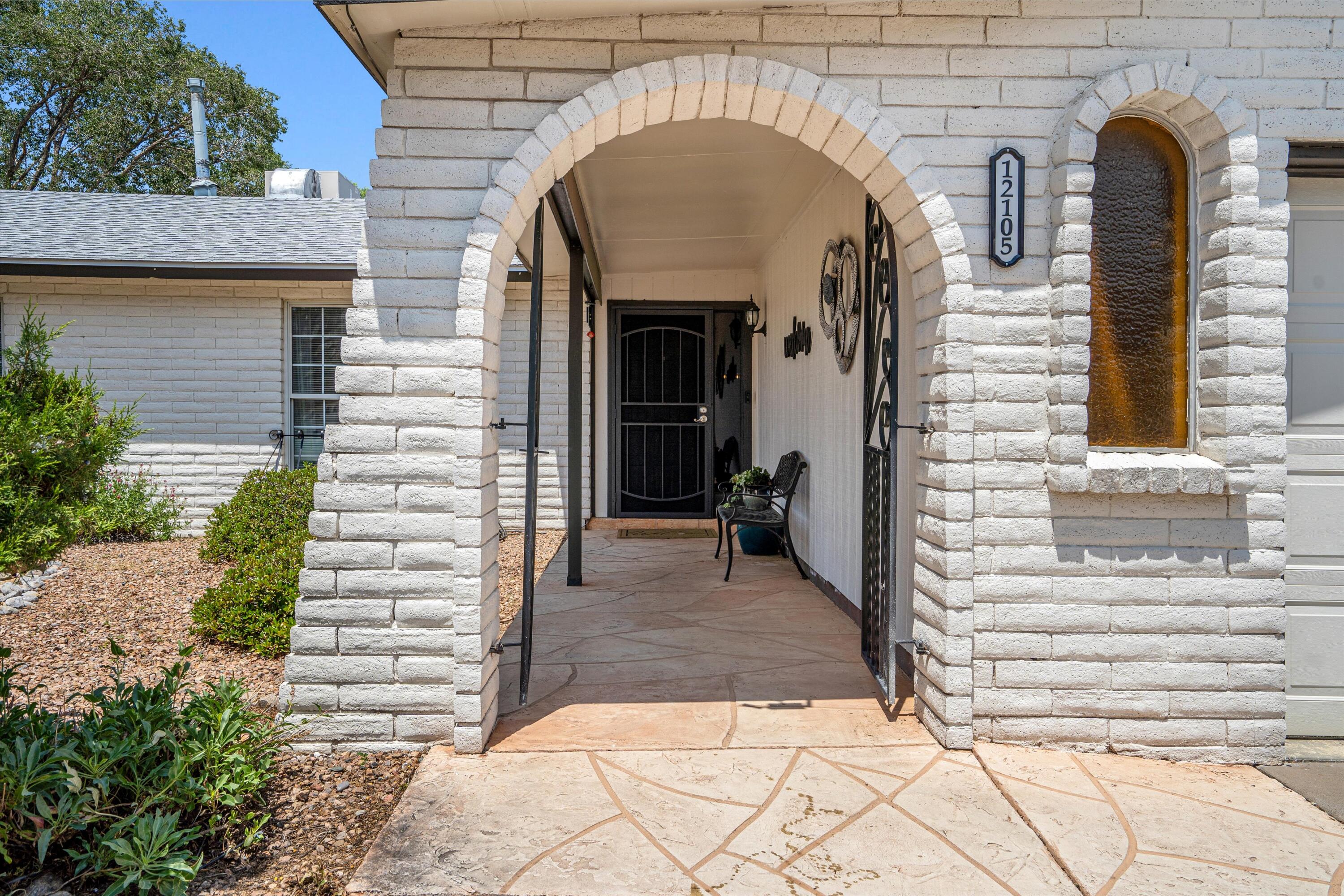 12105 Glen Canyon Road NE