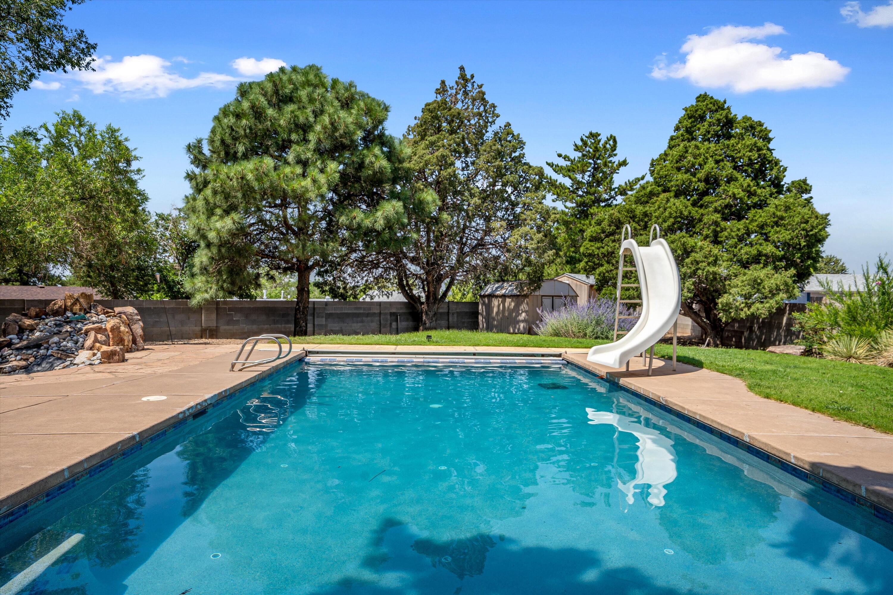 12105 Glen Canyon Road NE