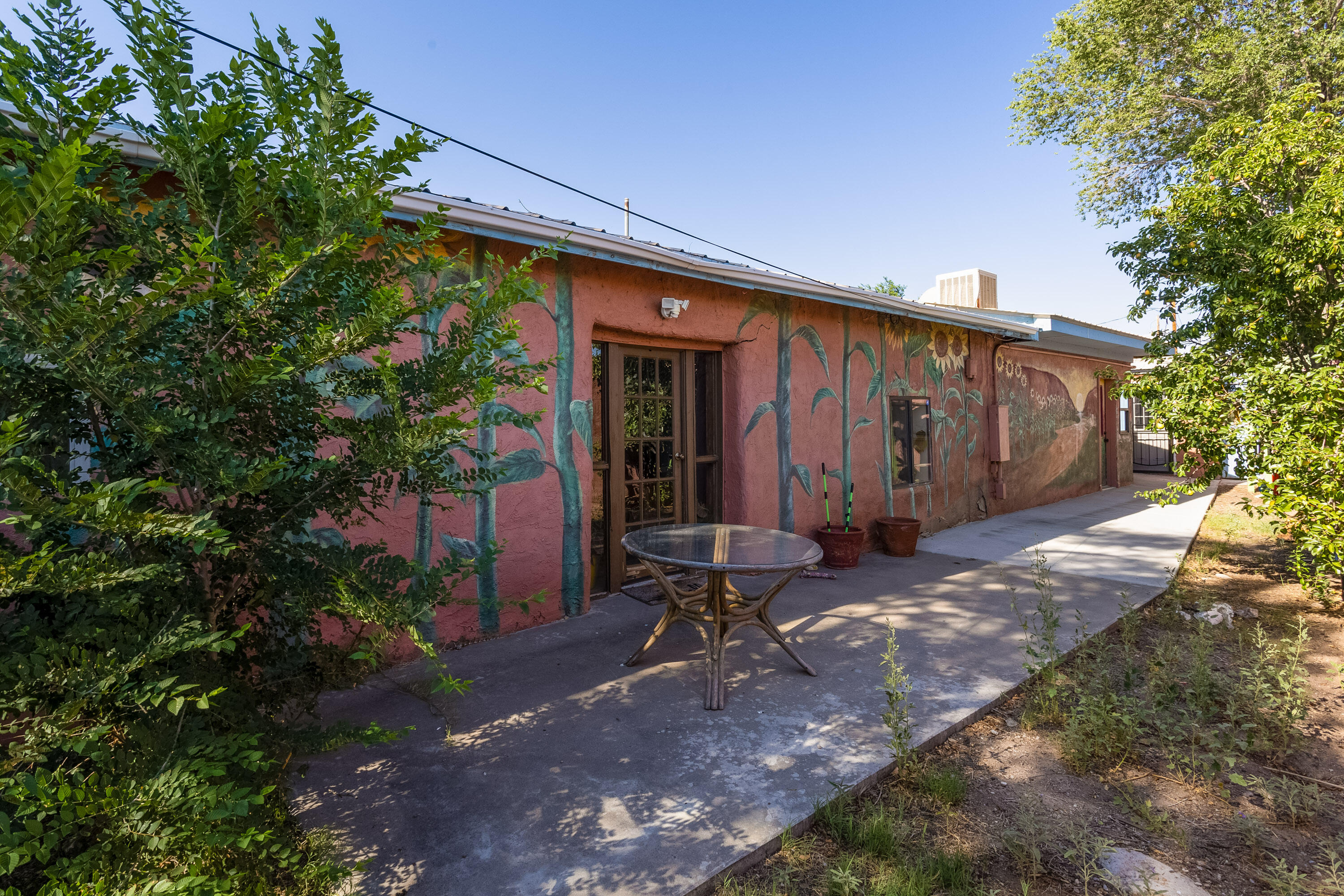 1346 Frontage Road