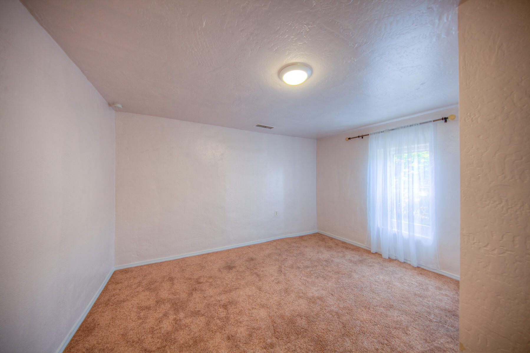 10012 4th Street NW