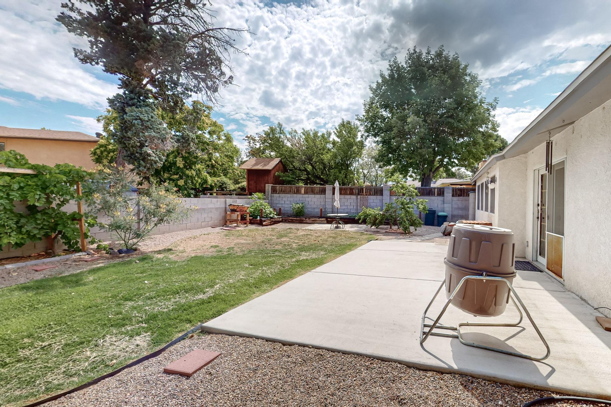 6429 Louise Place NE