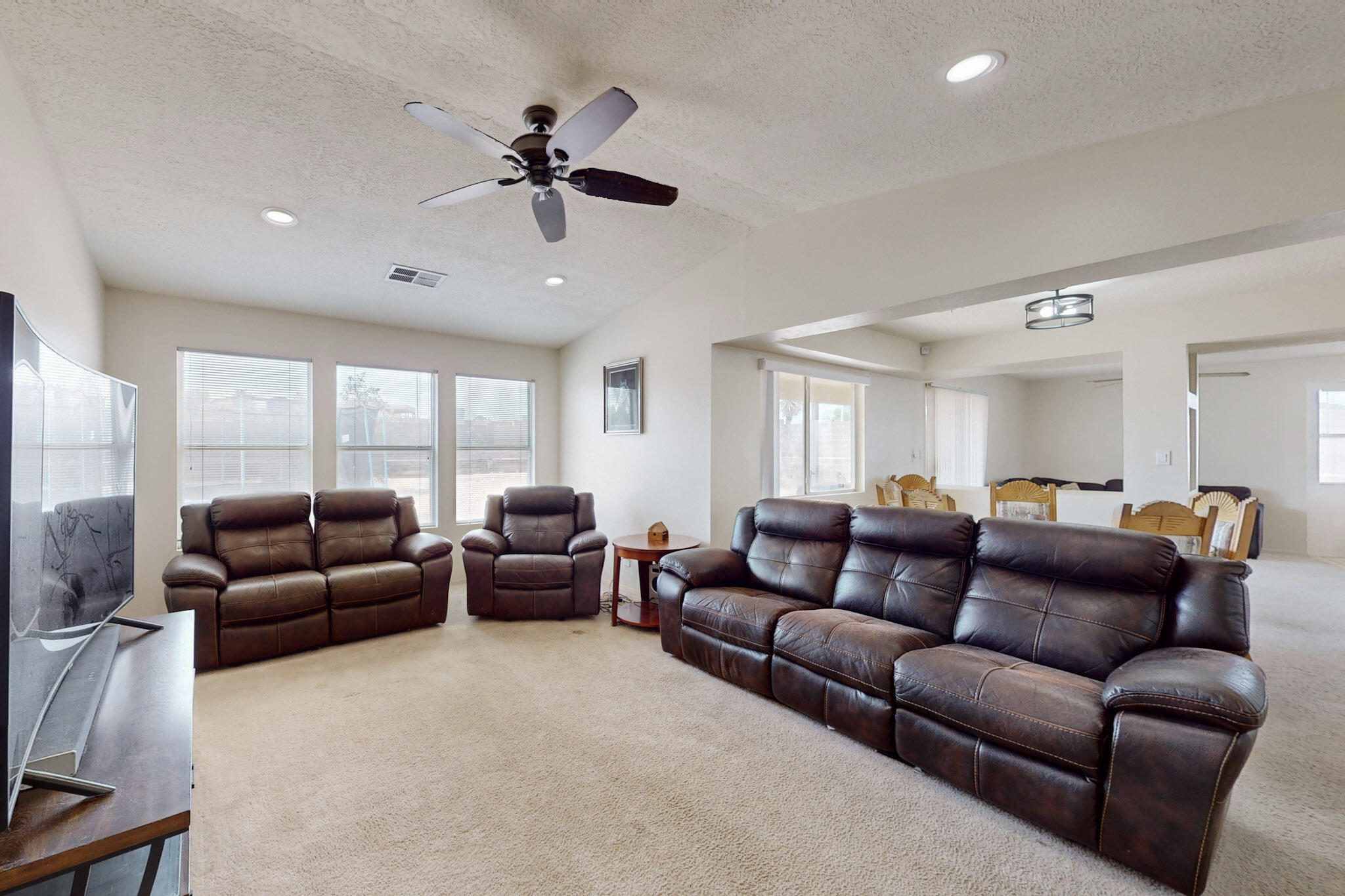 2369 AGUA FRIA Drive NE