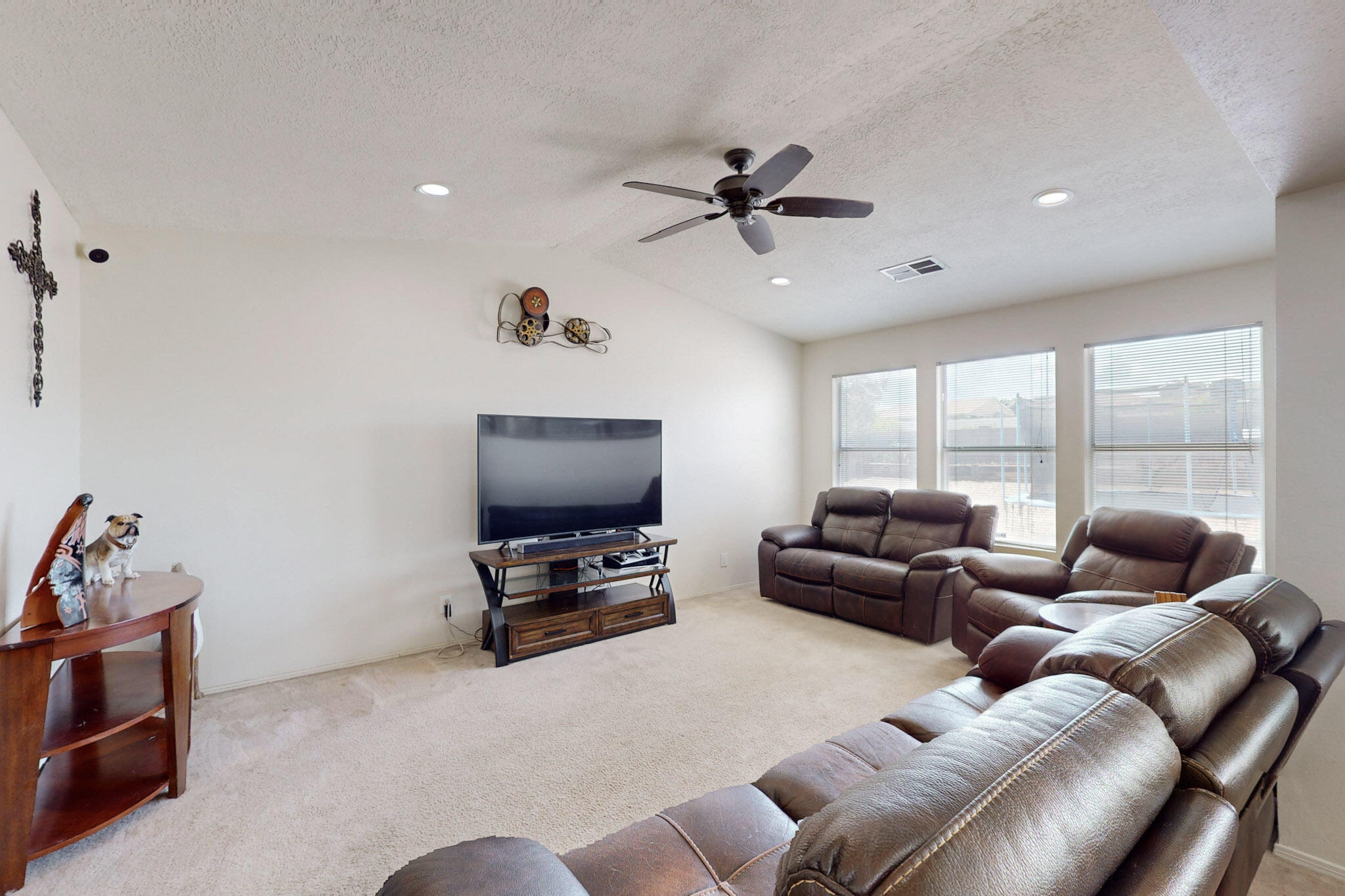 2369 AGUA FRIA Drive NE