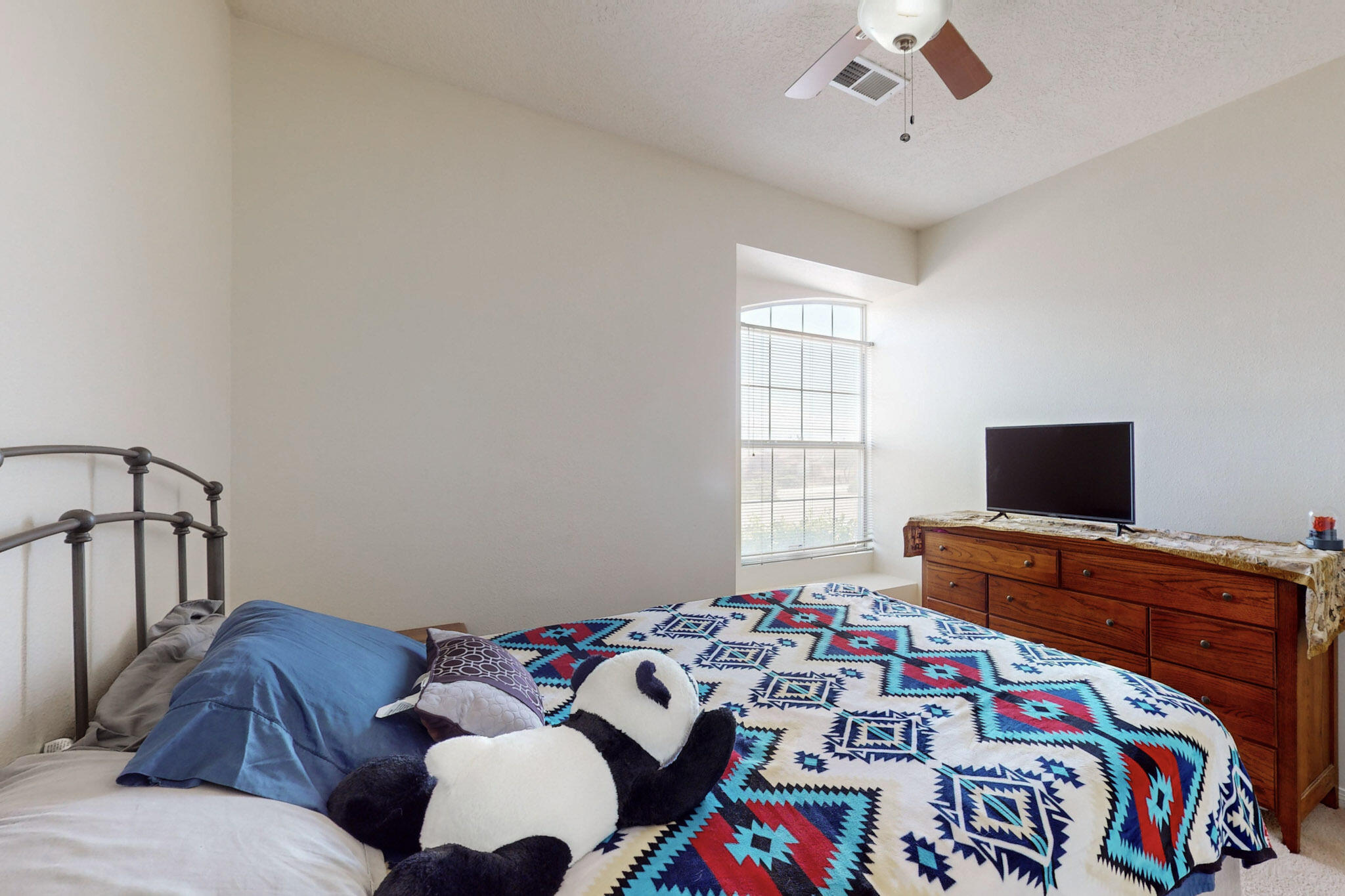 2369 AGUA FRIA Drive NE