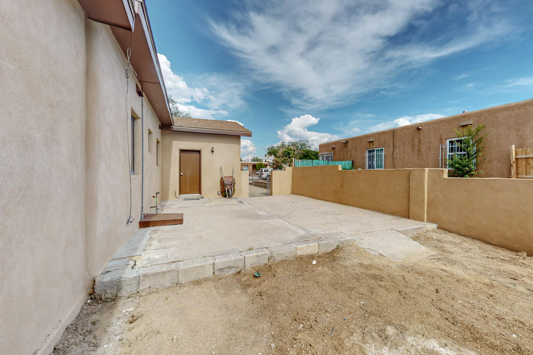 537 Espanola Street NE