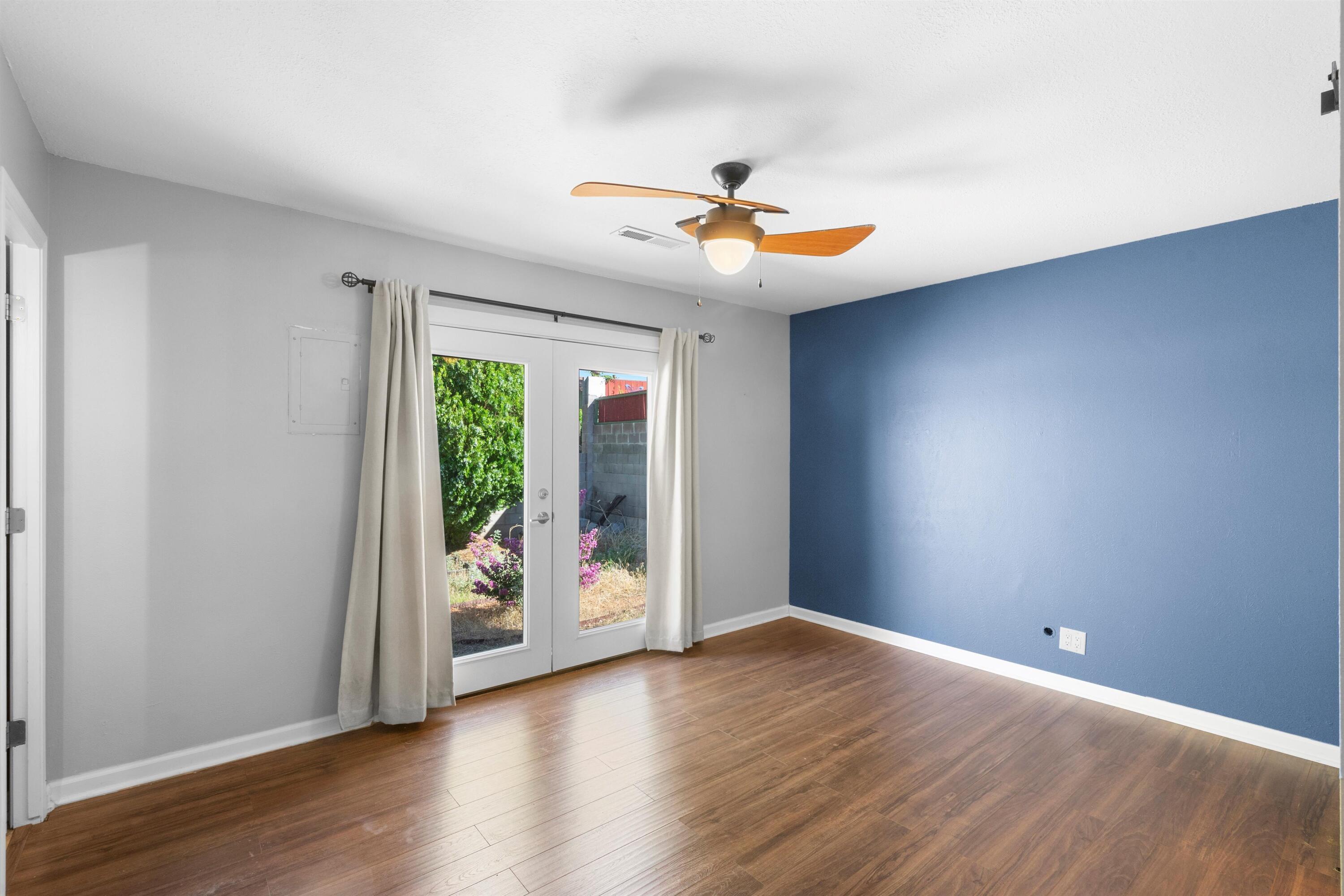 3723 Valerie Place NE