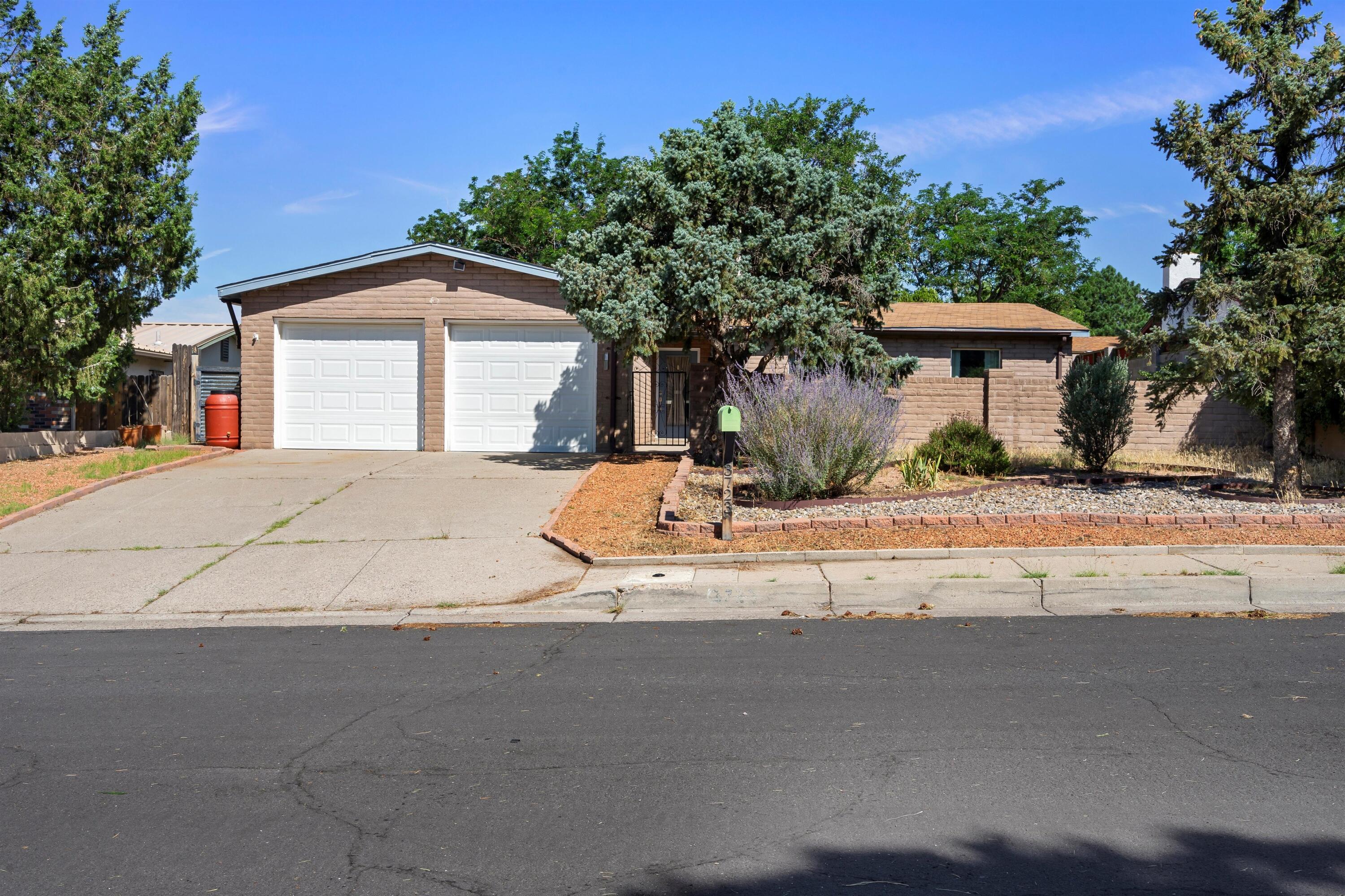 3723 Valerie Place NE