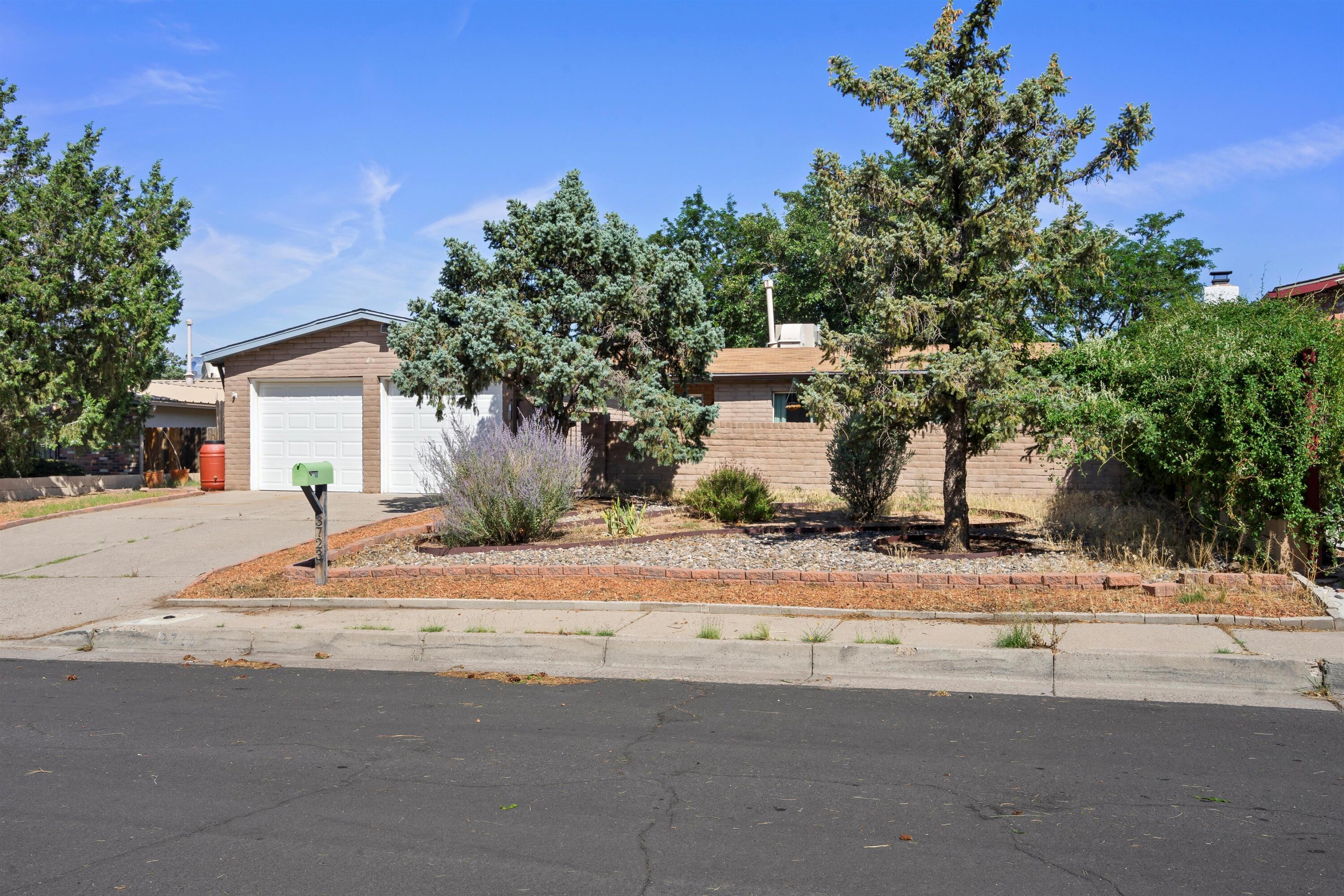 3723 Valerie Place NE