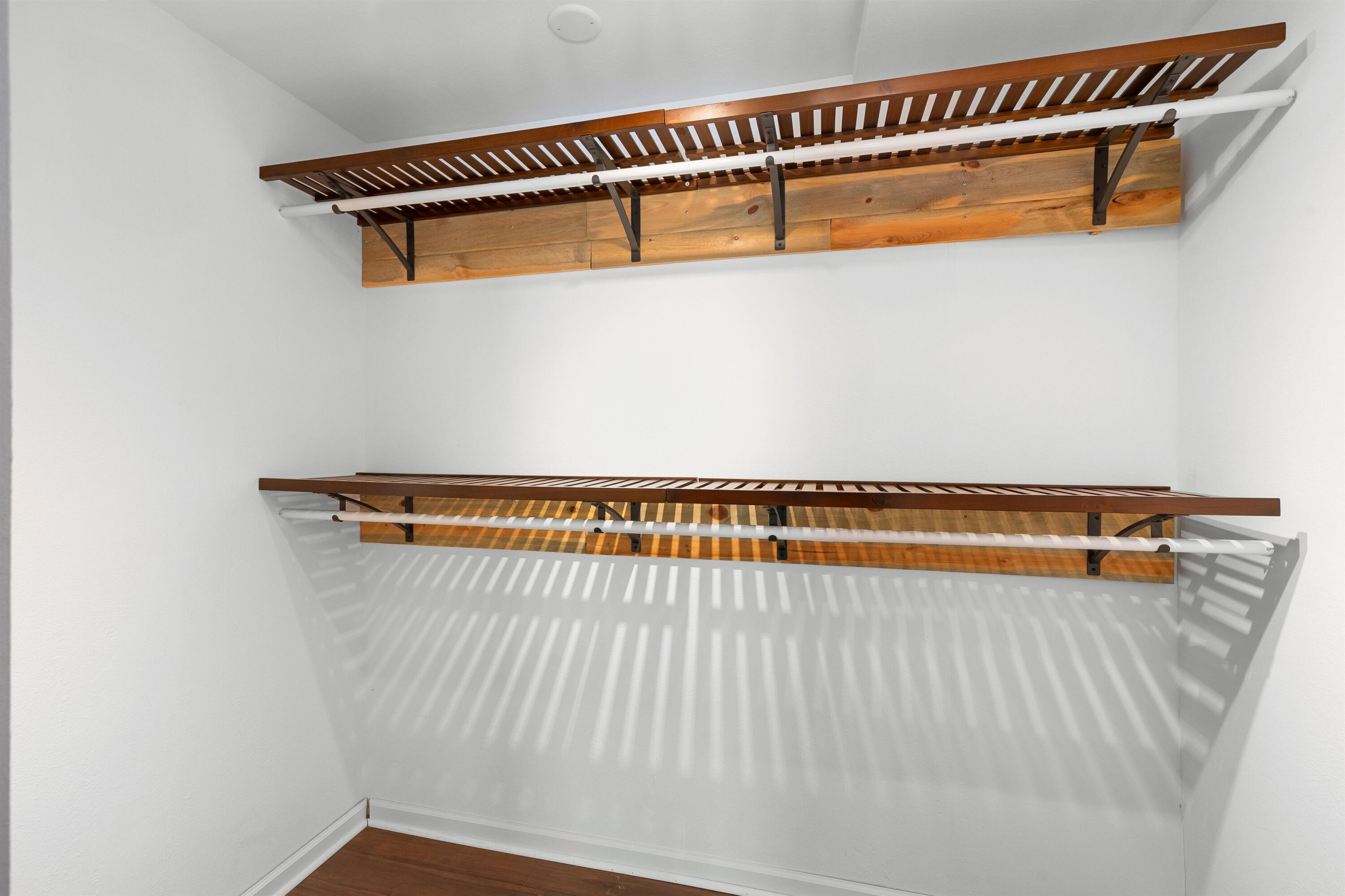 3723 Valerie Place NE