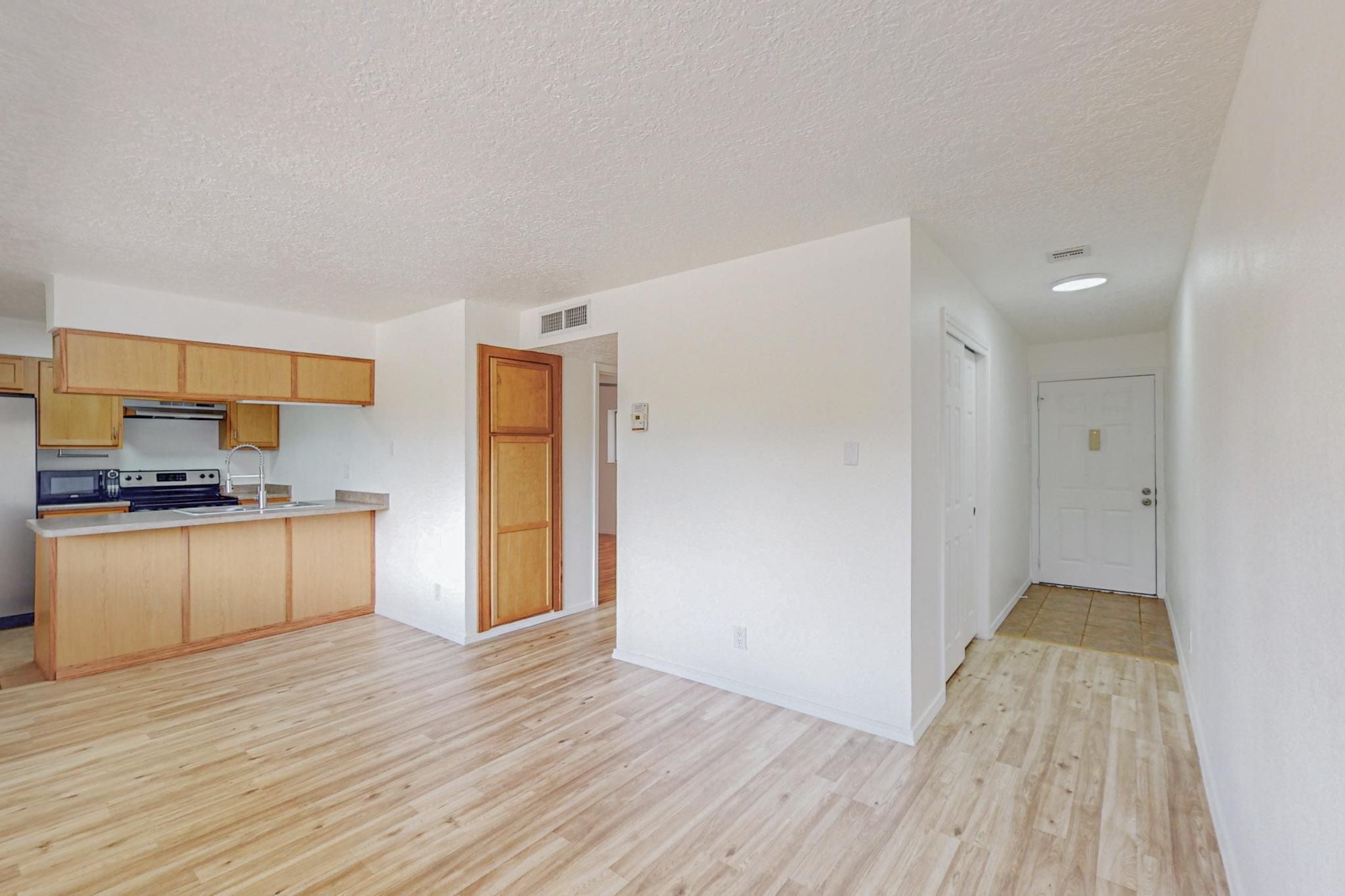 4200 Montgomery Boulevard NE 206