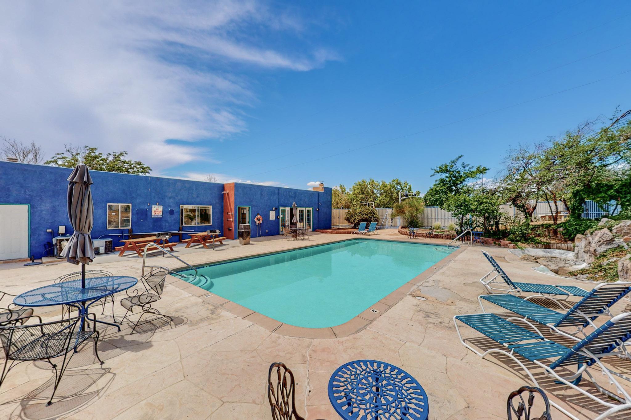 4200 Montgomery Boulevard NE 206