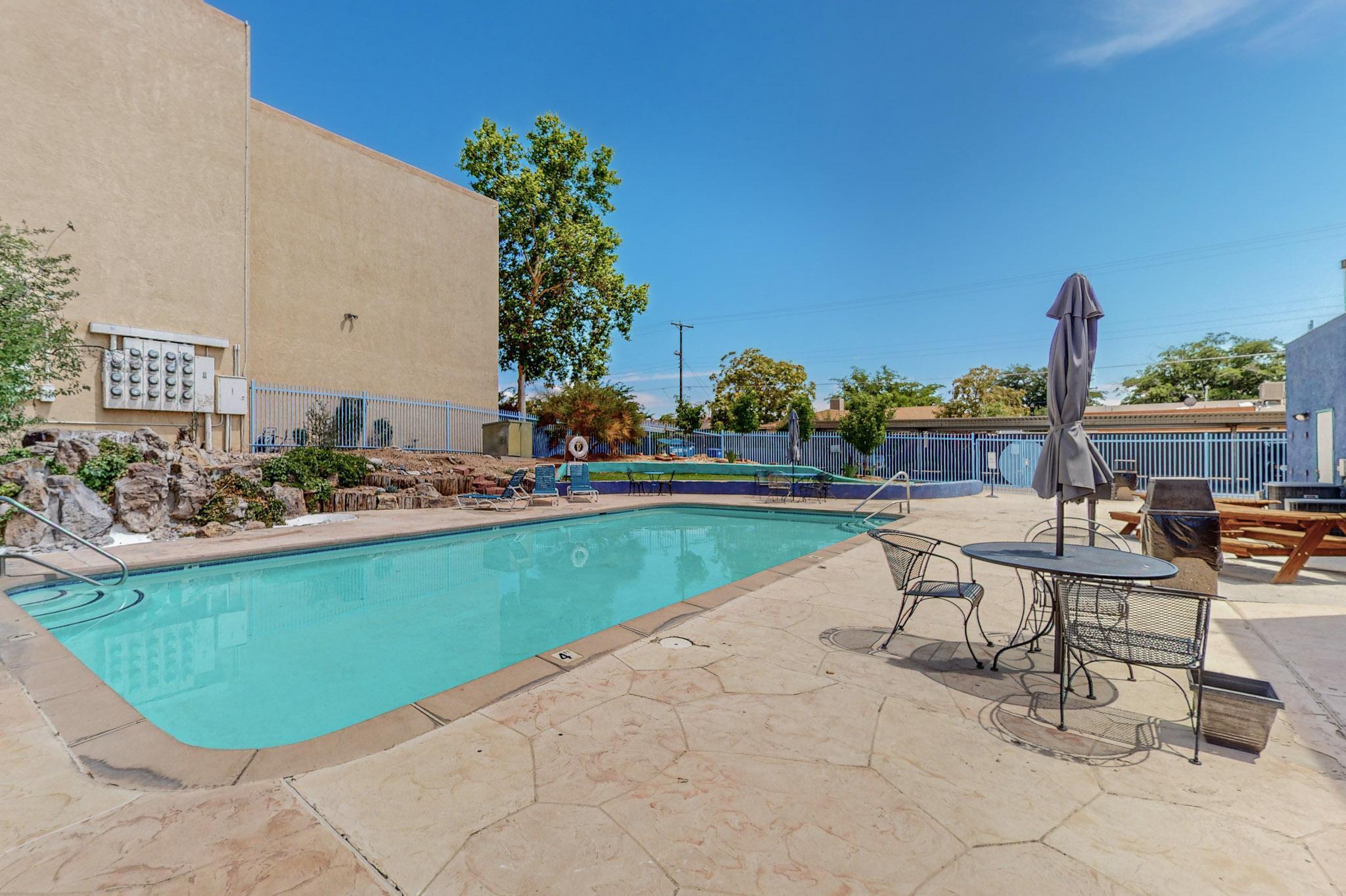 4200 Montgomery Boulevard NE 206