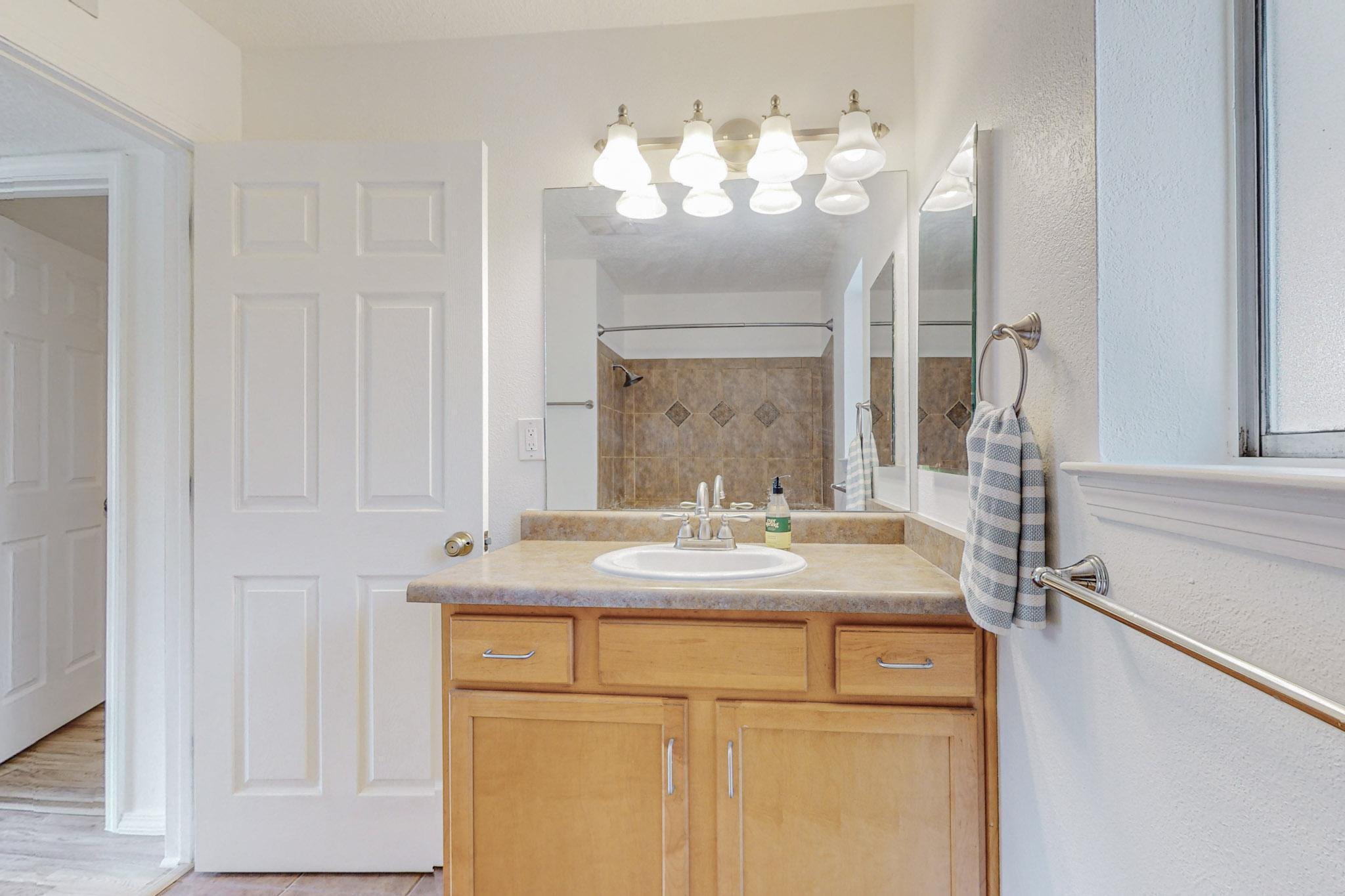 4200 Montgomery Boulevard NE 206