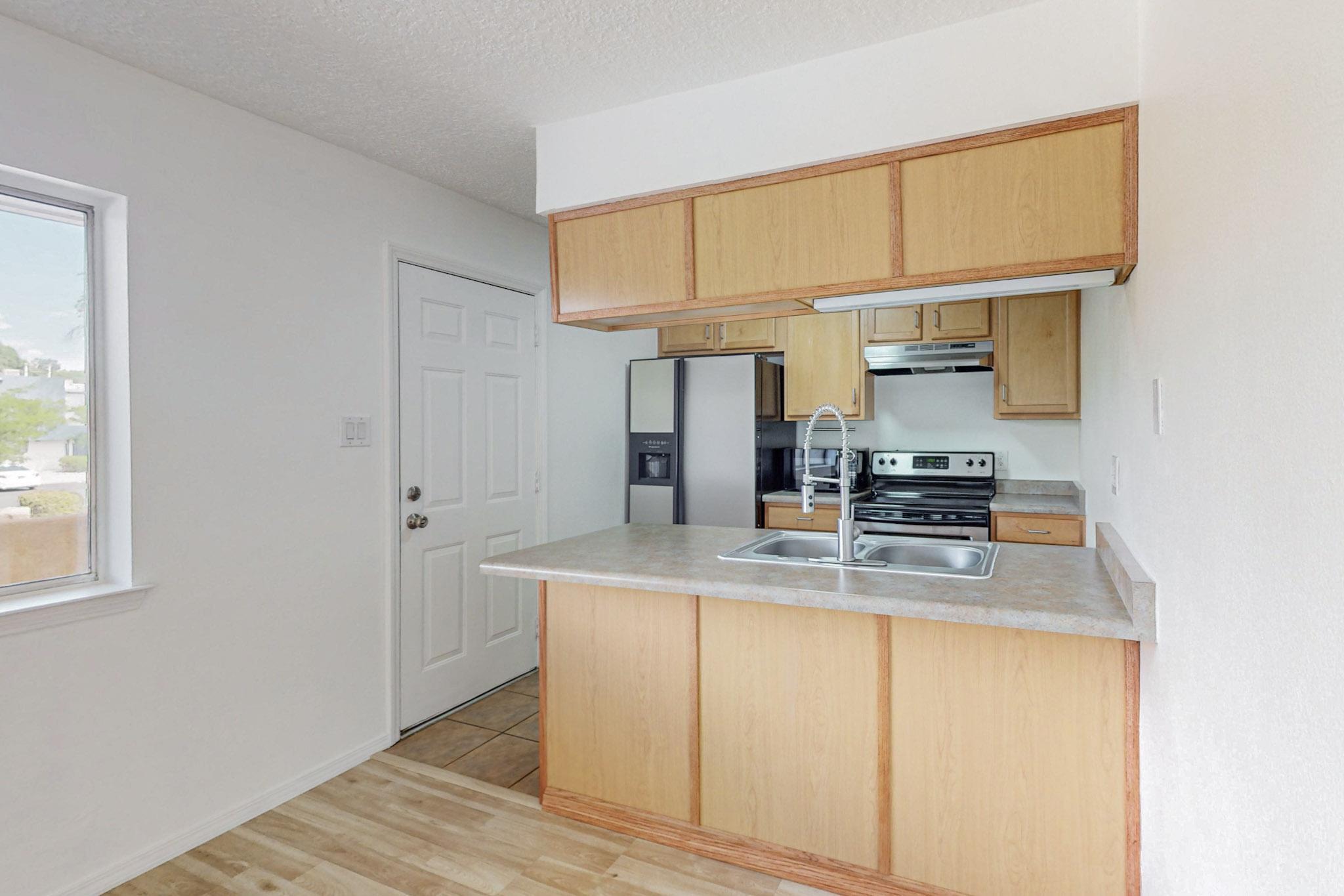 4200 Montgomery Boulevard NE 206
