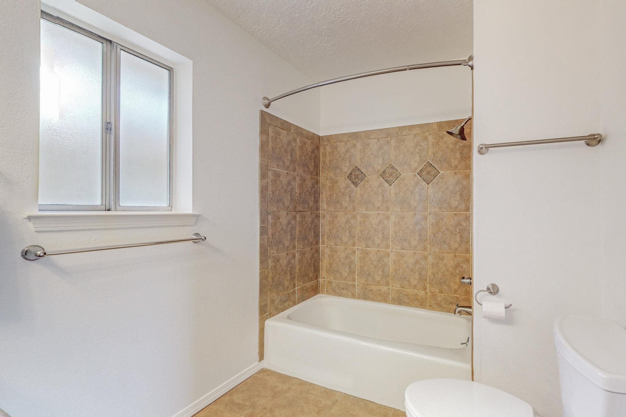 4200 Montgomery Boulevard NE 206