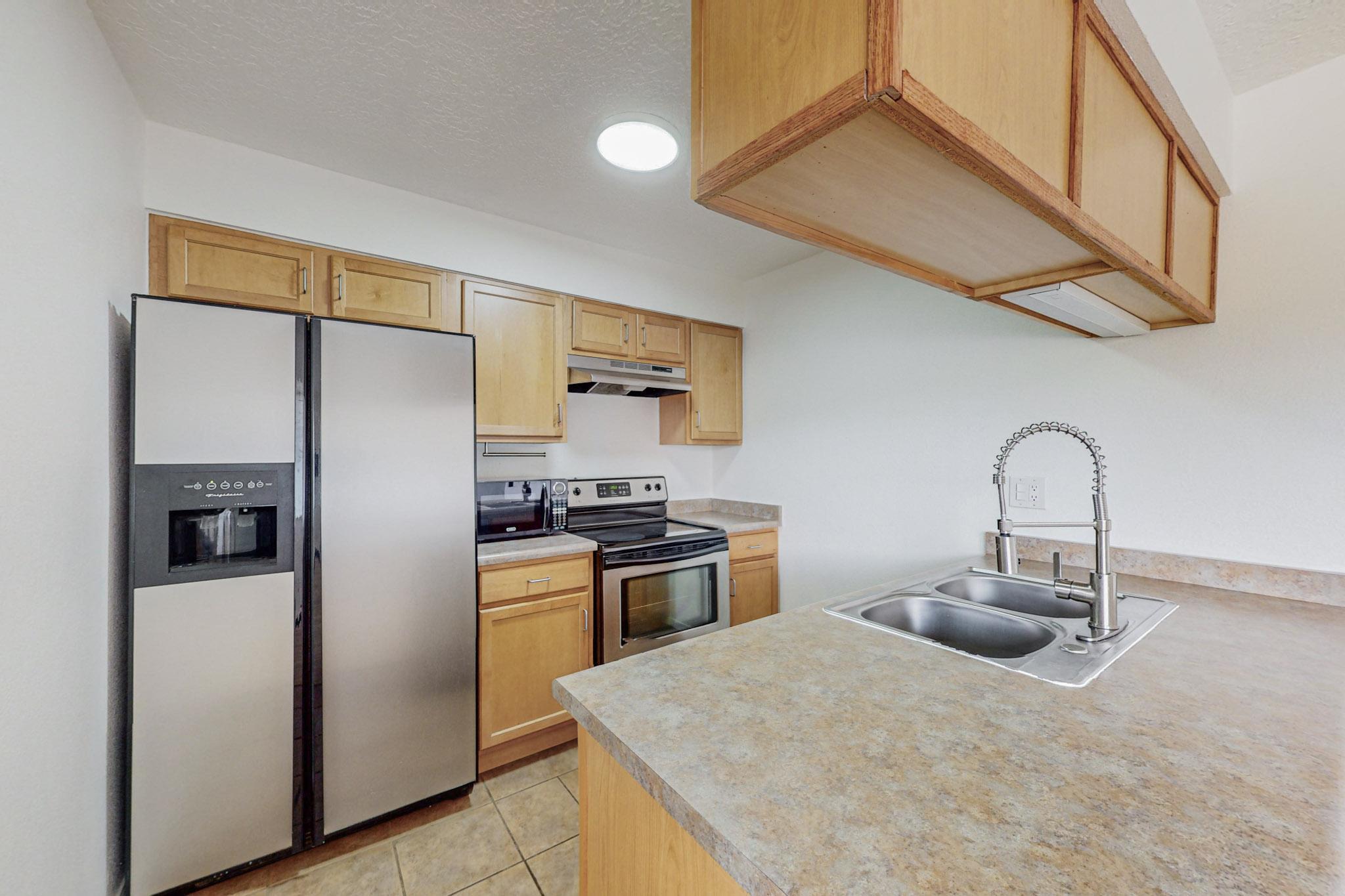 4200 Montgomery Boulevard NE 206