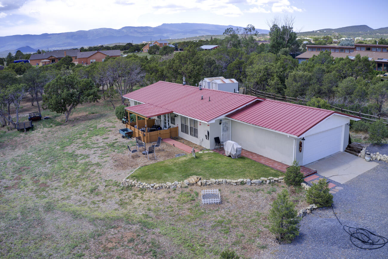 1307 Mountain Valley Road