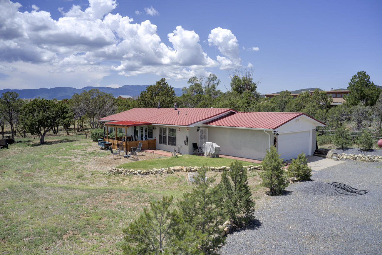 1307 Mountain Valley Road