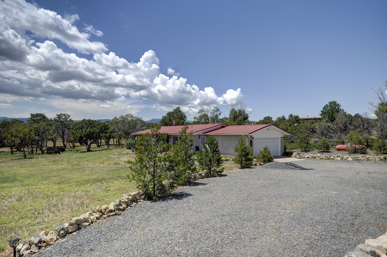 1307 Mountain Valley Road
