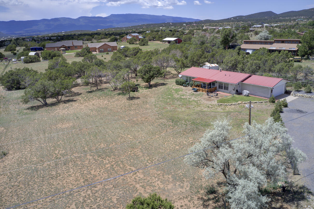 1307 Mountain Valley Road