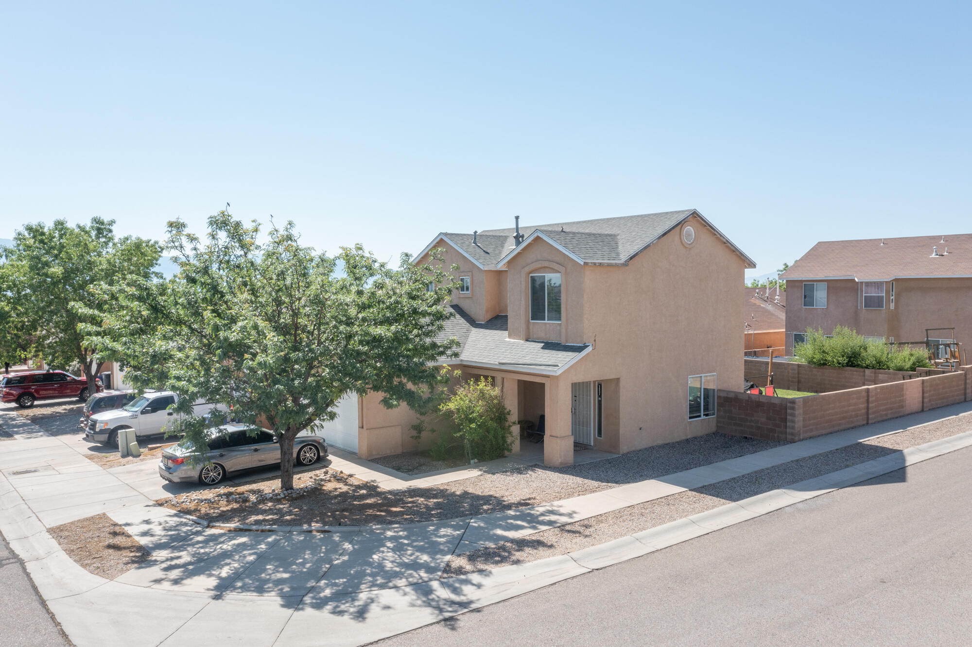 5952 Night Shadow Avenue NW