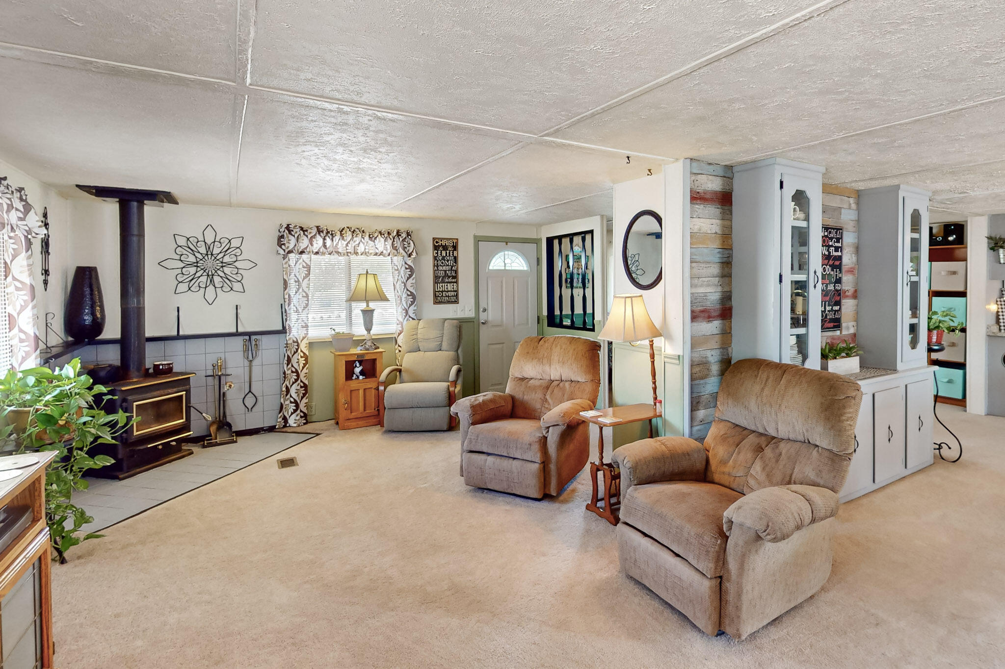 82 Lopez Road