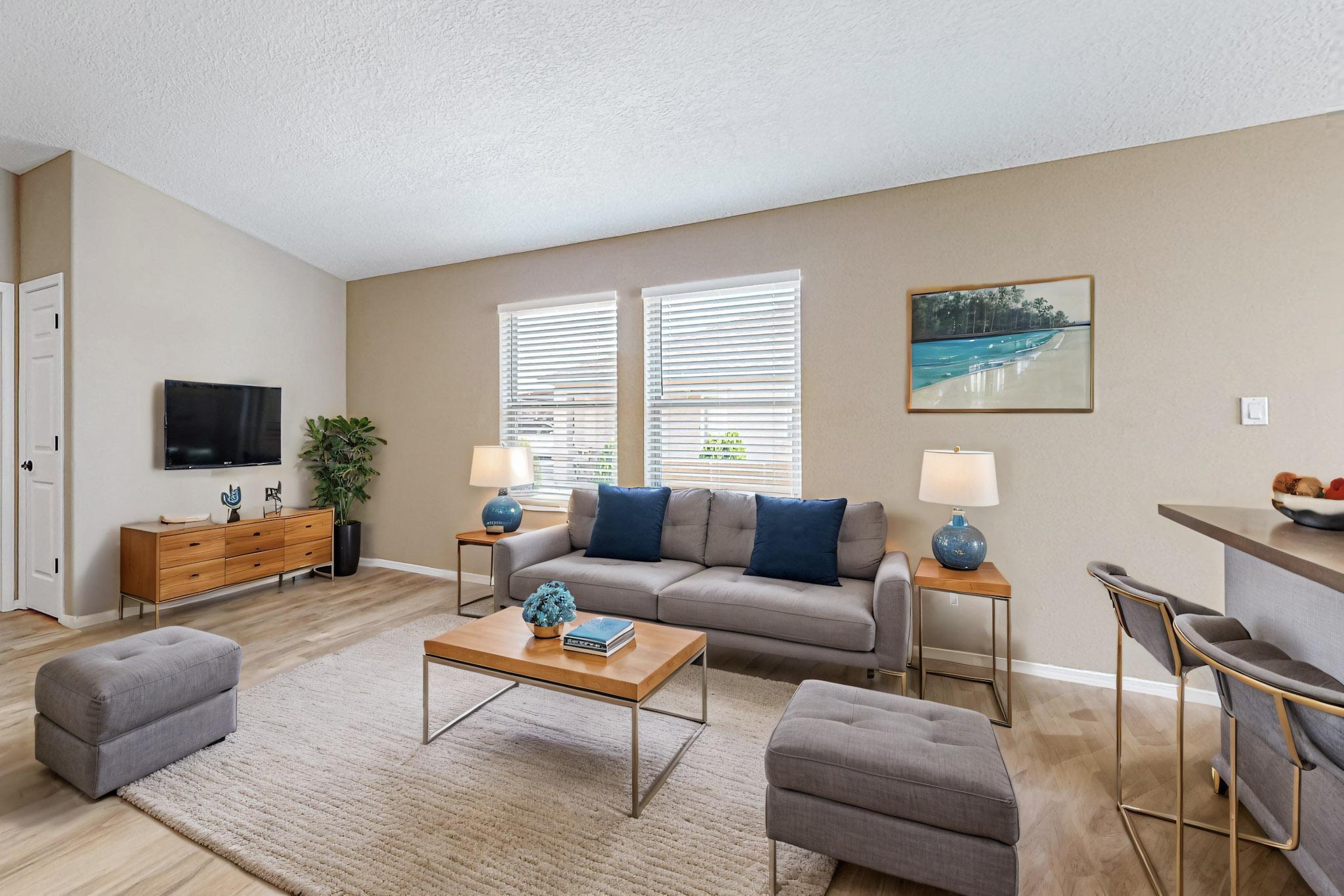 1209 Telstar Loop NW