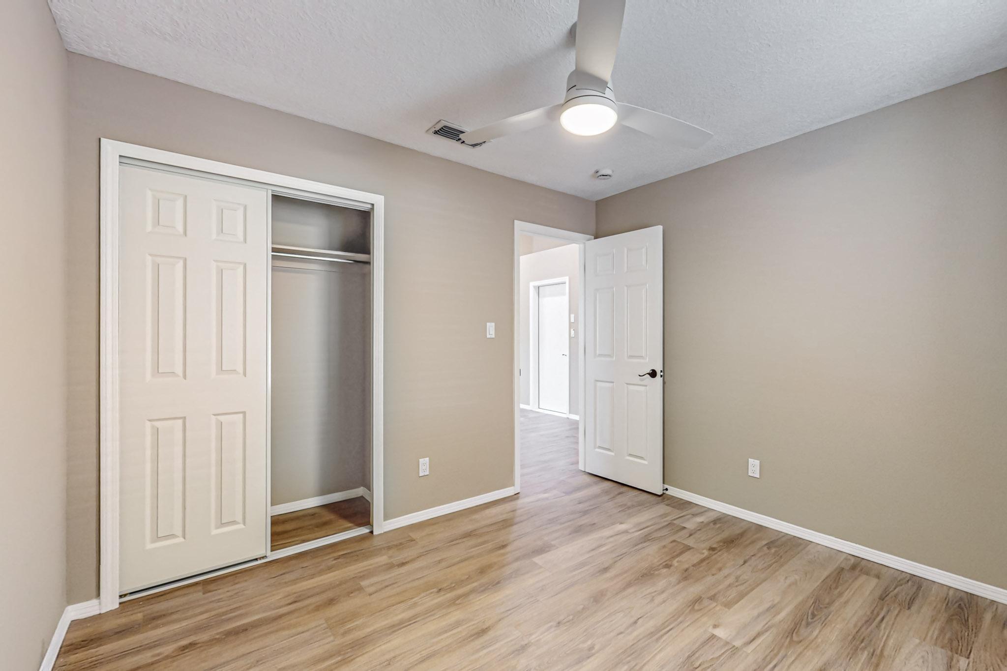 1209 Telstar Loop NW